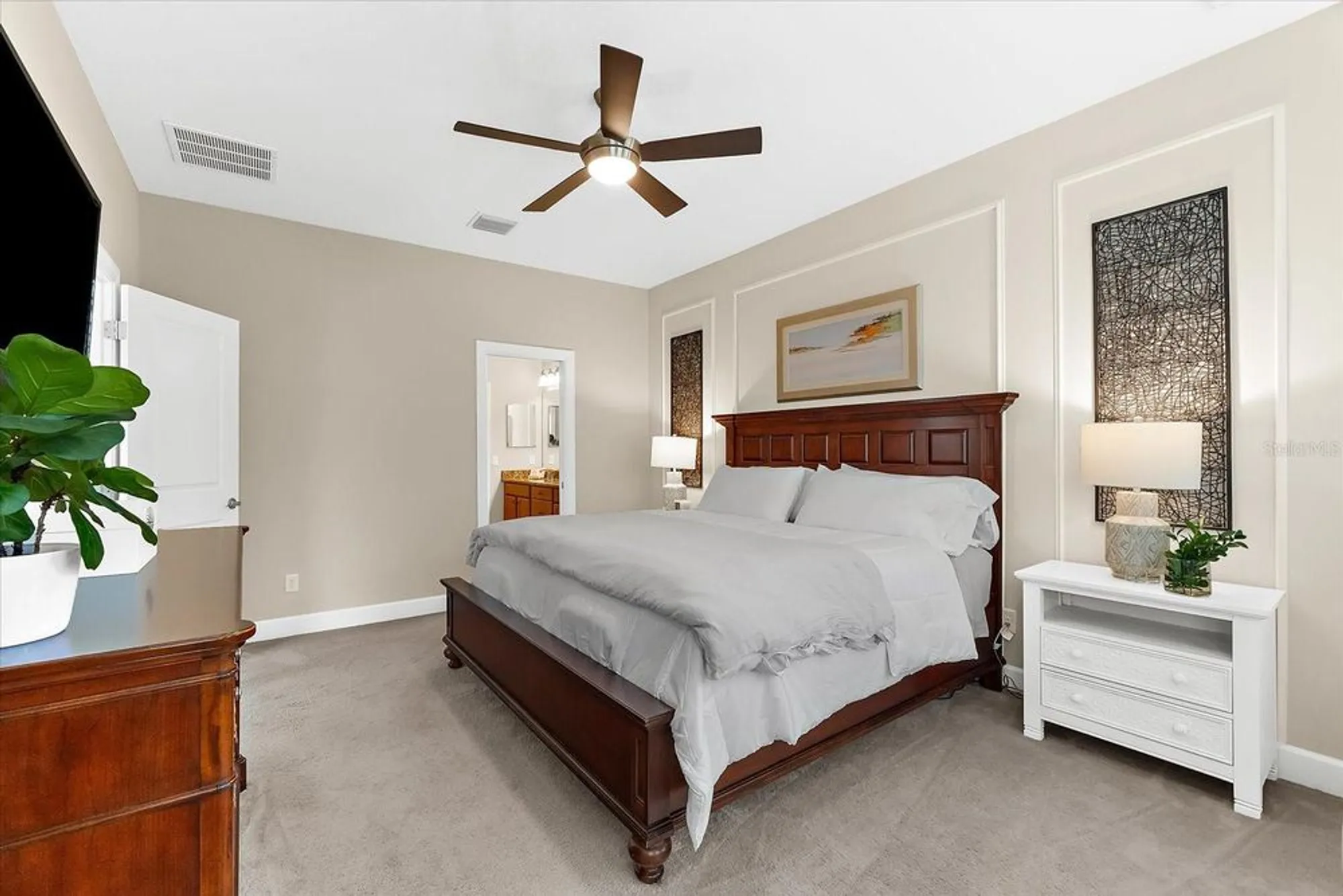Property Slideshow image 22 of 74 | 5121 serata dr, Lakewood Ranch, FL, 34211