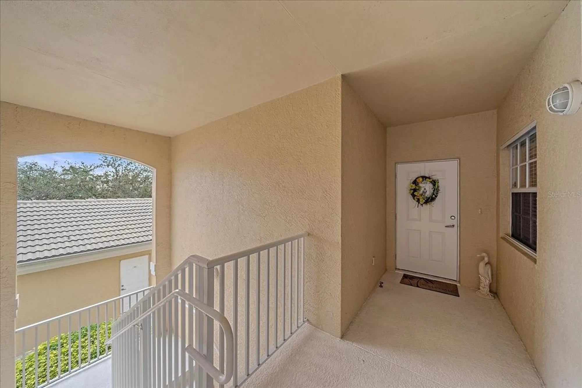 Property Slideshow image 4 of 44 | 6334 grand oak cir 201, Bradenton, FL, 34203