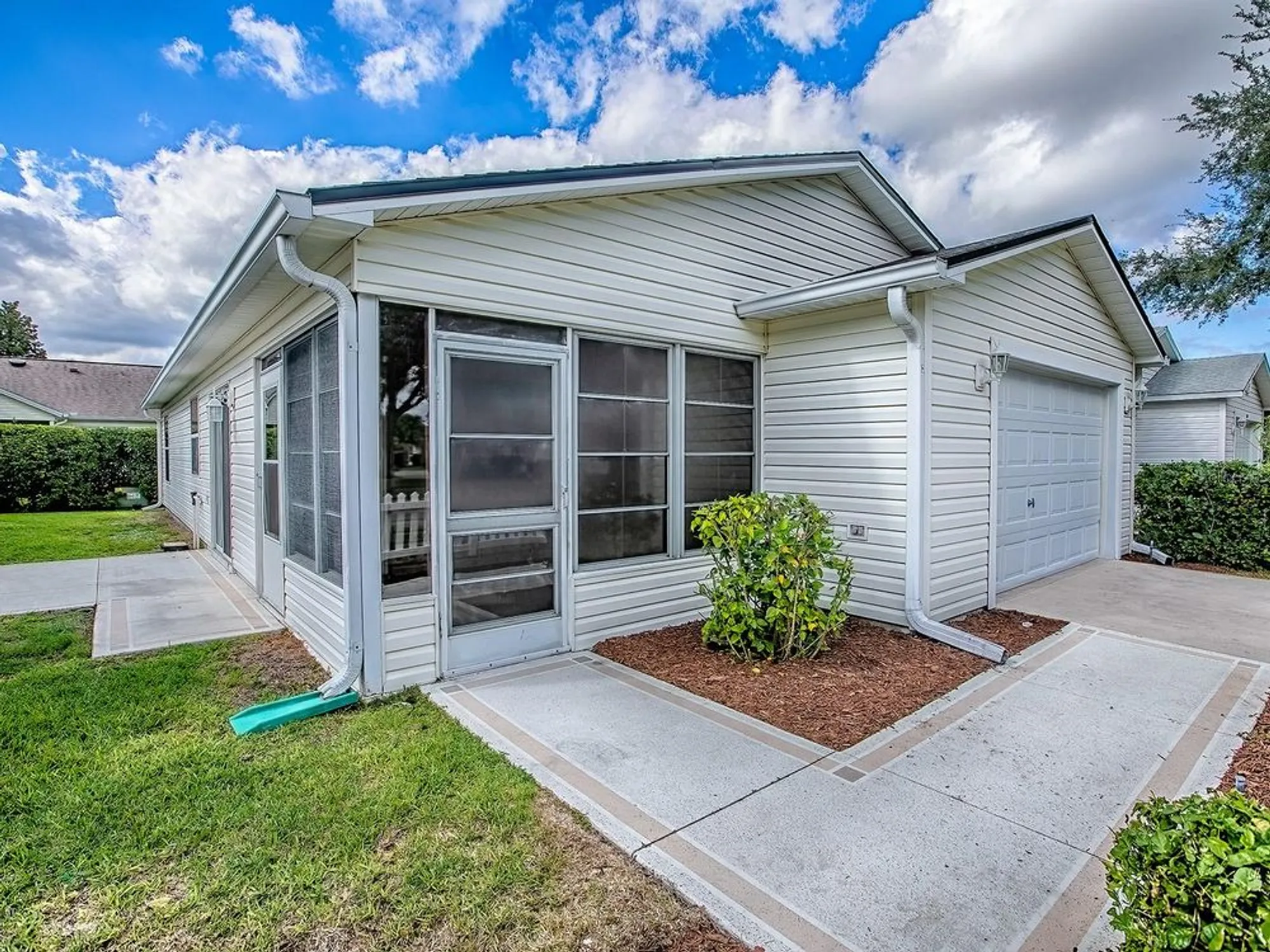 Property Slideshow image 27 of 43 | 16978 se 94th sunnybrook cir, The Villages, FL, 32162