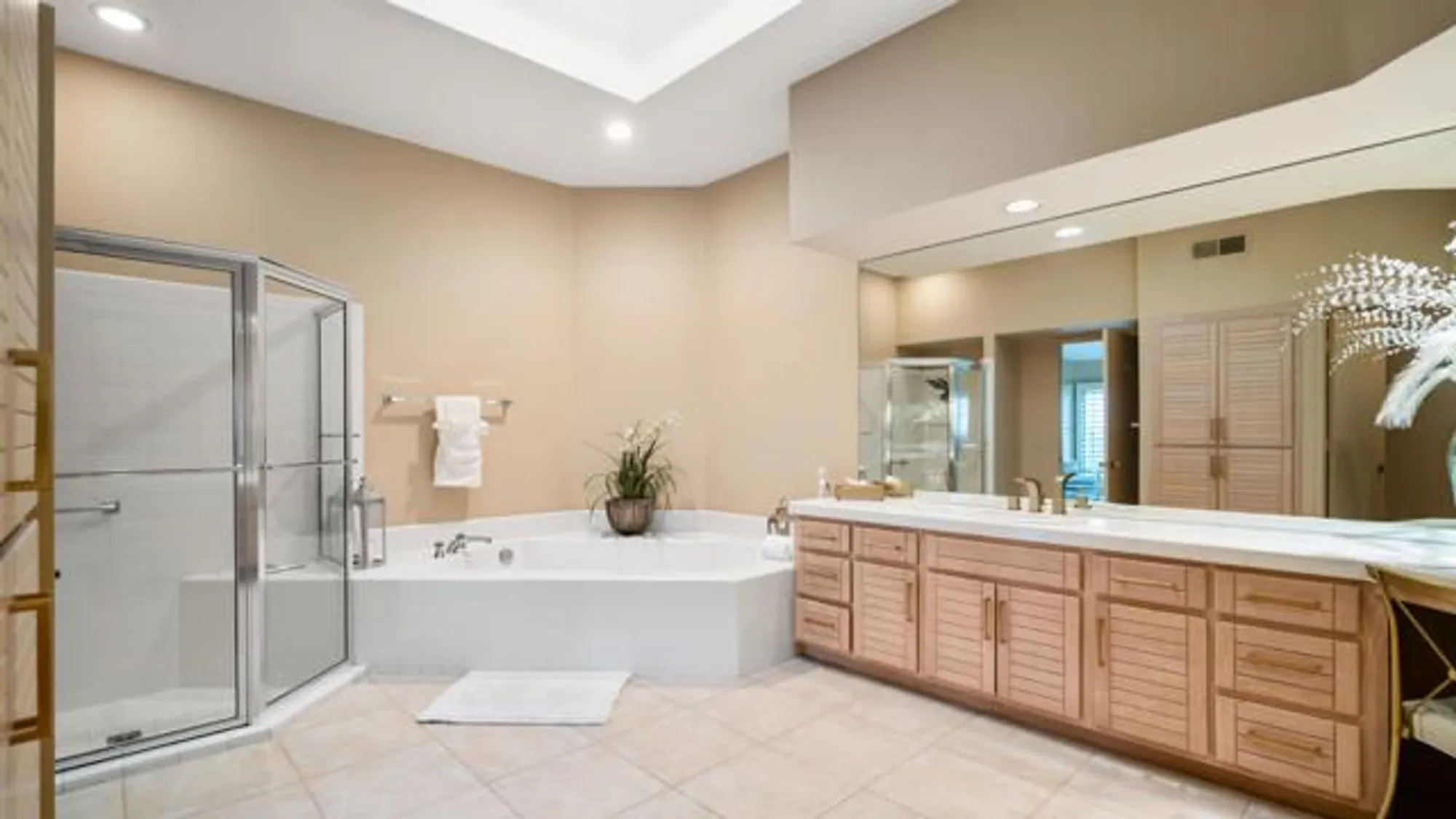 Property Slideshow image 44 of 81 | 80719 cherry hills dr, La Quinta, CA, 92253