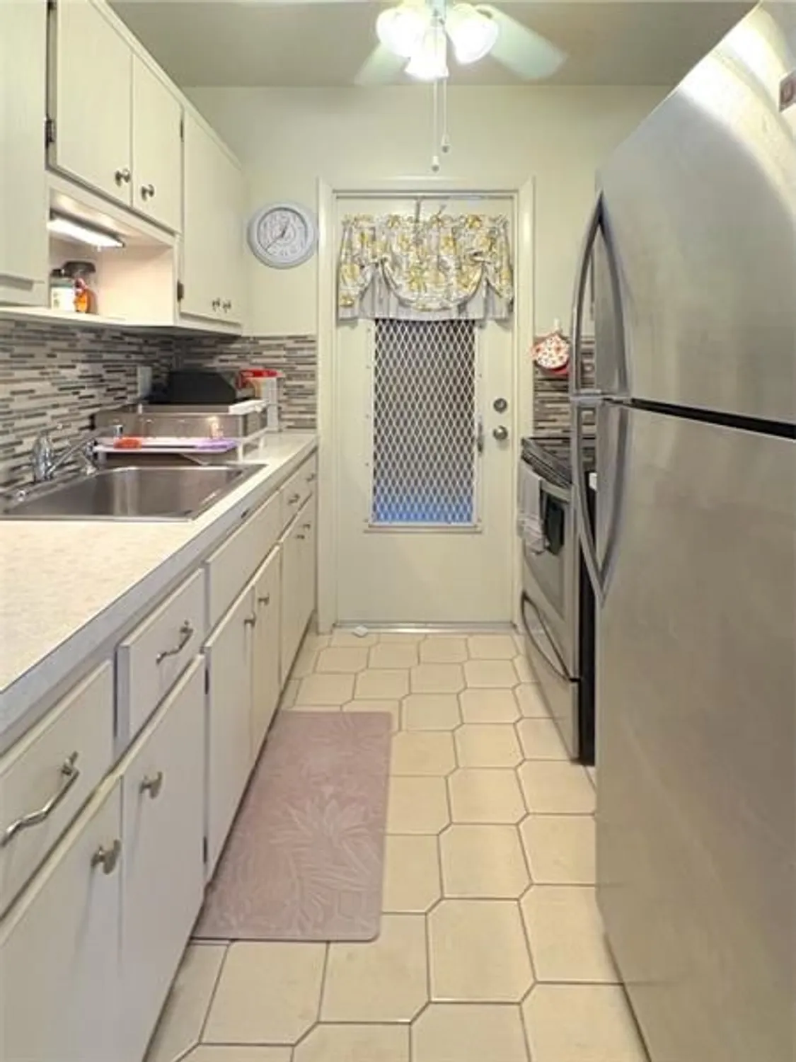 Property Slideshow image 20 of 25 | 2800 w golf blvd 228, Pompano Beach, FL, 33064