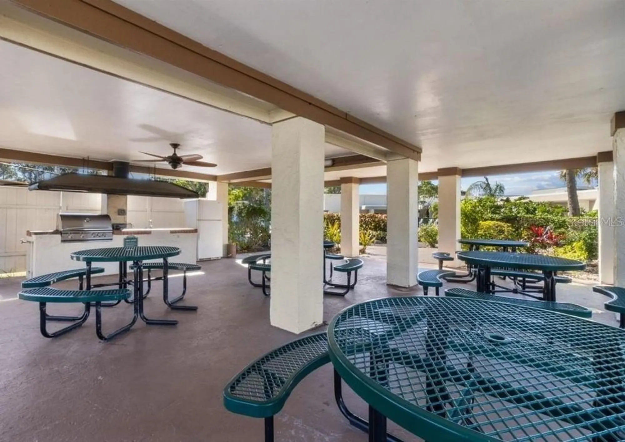 Property Slideshow image 36 of 44 | 6070 80th st n unit 415, St Petersburg, FL, 33709