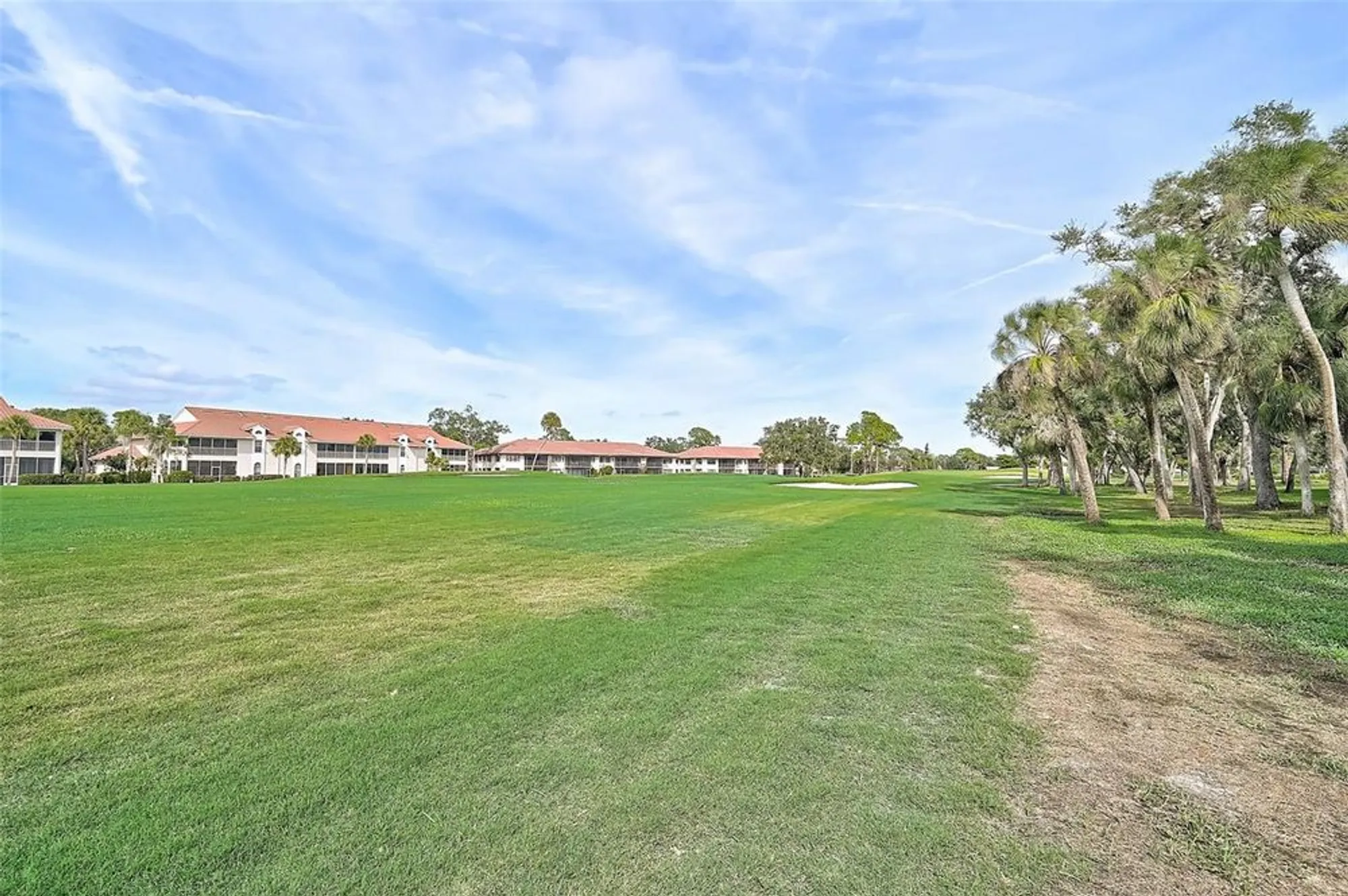 Property Slideshow image 27 of 31 | 5633 avista dr, Sarasota, FL, 34243