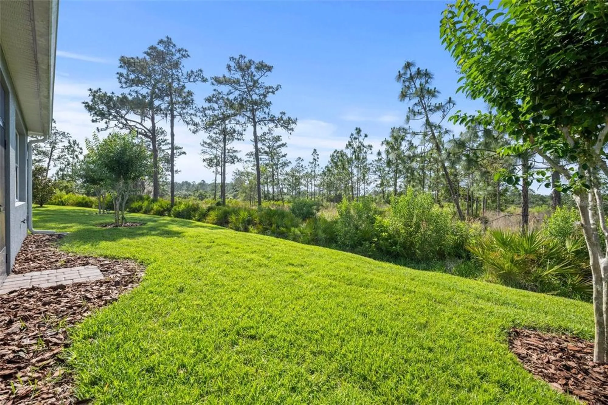 Property Slideshow image 23 of 30 | 1069 avery meadows way, Deland, FL, 32724