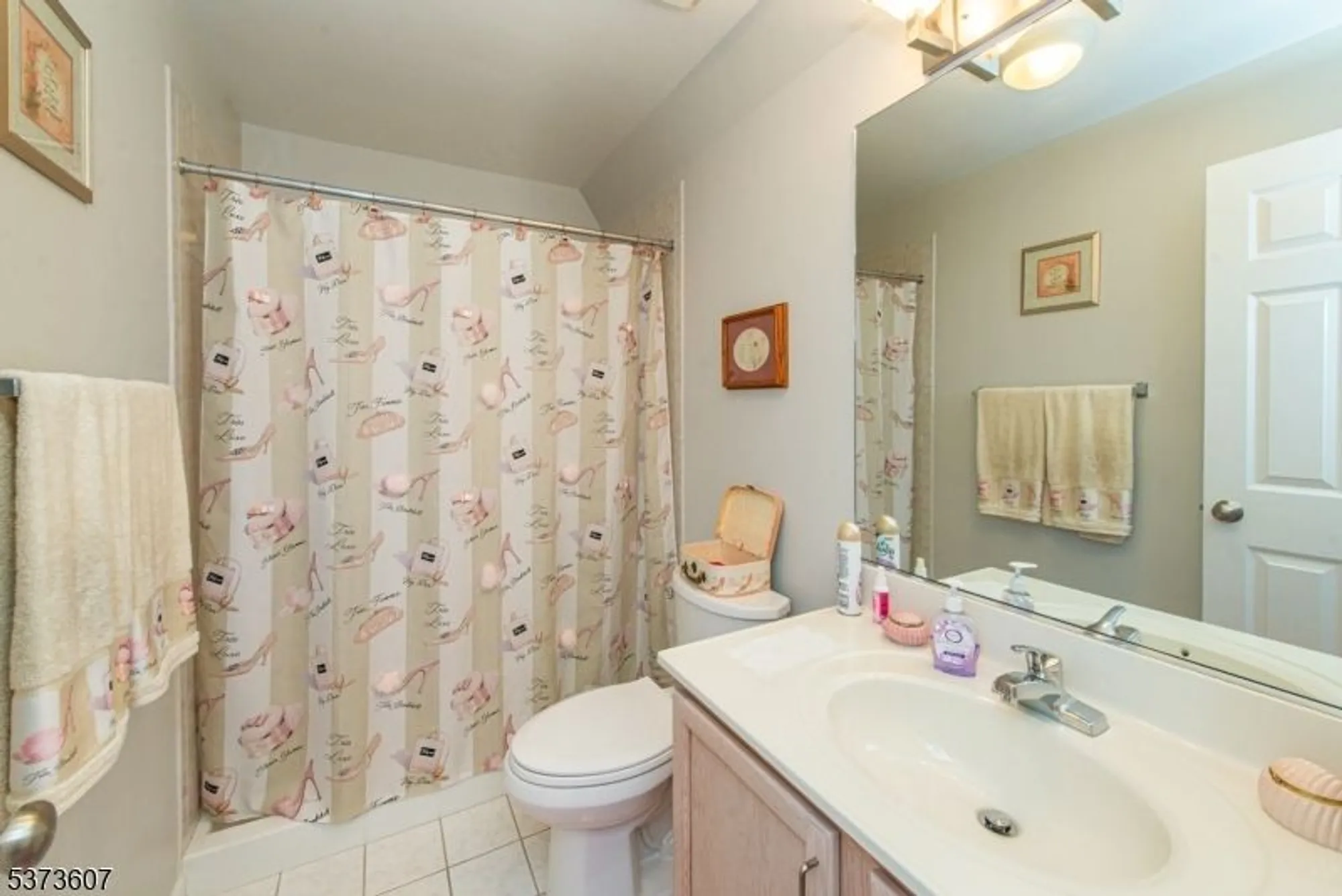 Property Slideshow image 13 of 27 | 11 fairchild ln, Sussex, NJ, 07461