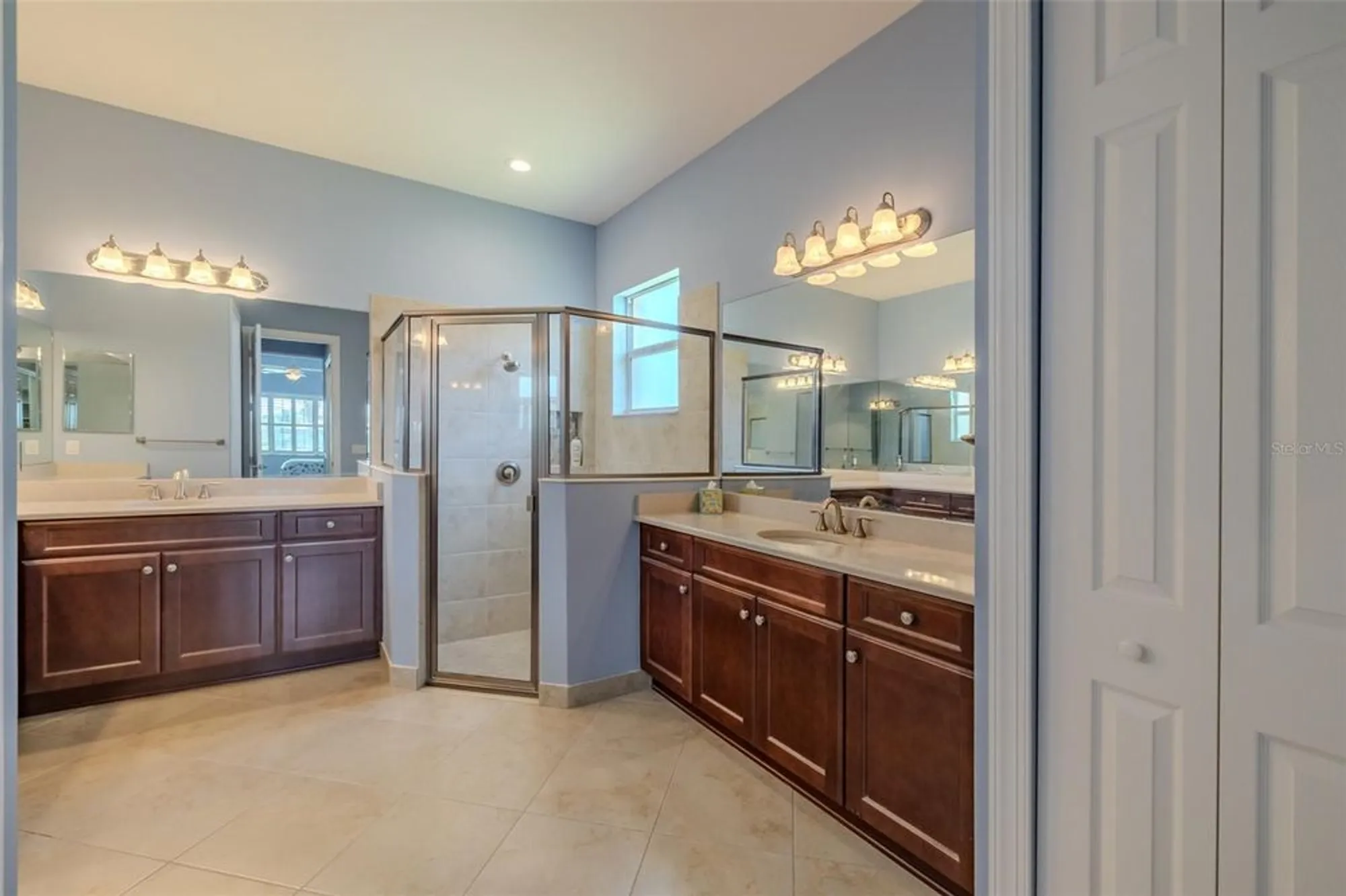 Property Slideshow image 42 of 92 | 4821 grand banks dr, Wimauma, FL, 33598