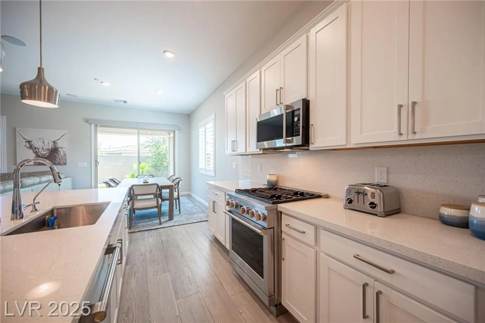 Property Slideshow image 17 of 92 | 936 mayfield manor ln, Las Vegas, NV, 89138