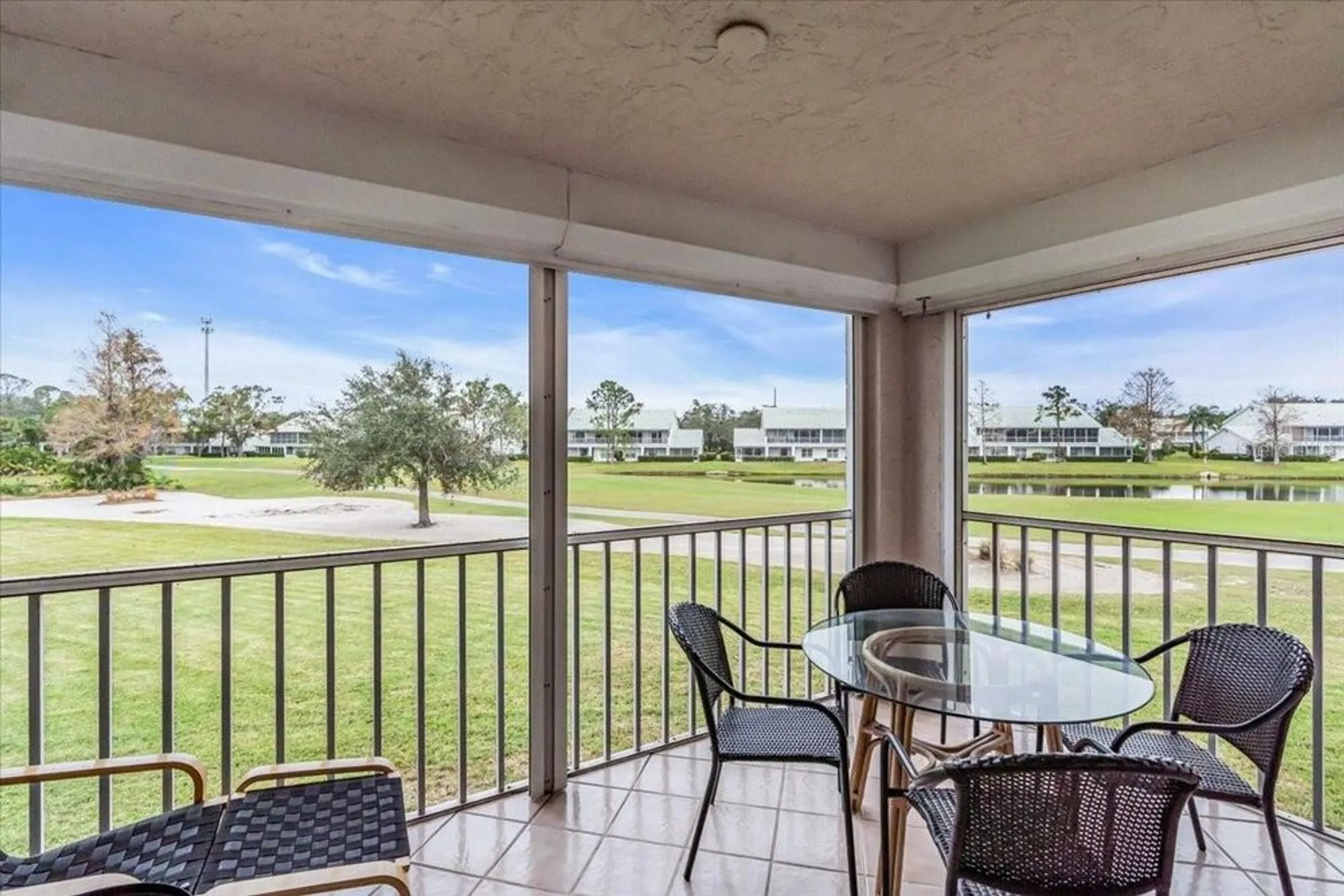 Property Slideshow image 31 of 55 | 6505 stone river rd 202, Bradenton, FL, 34203