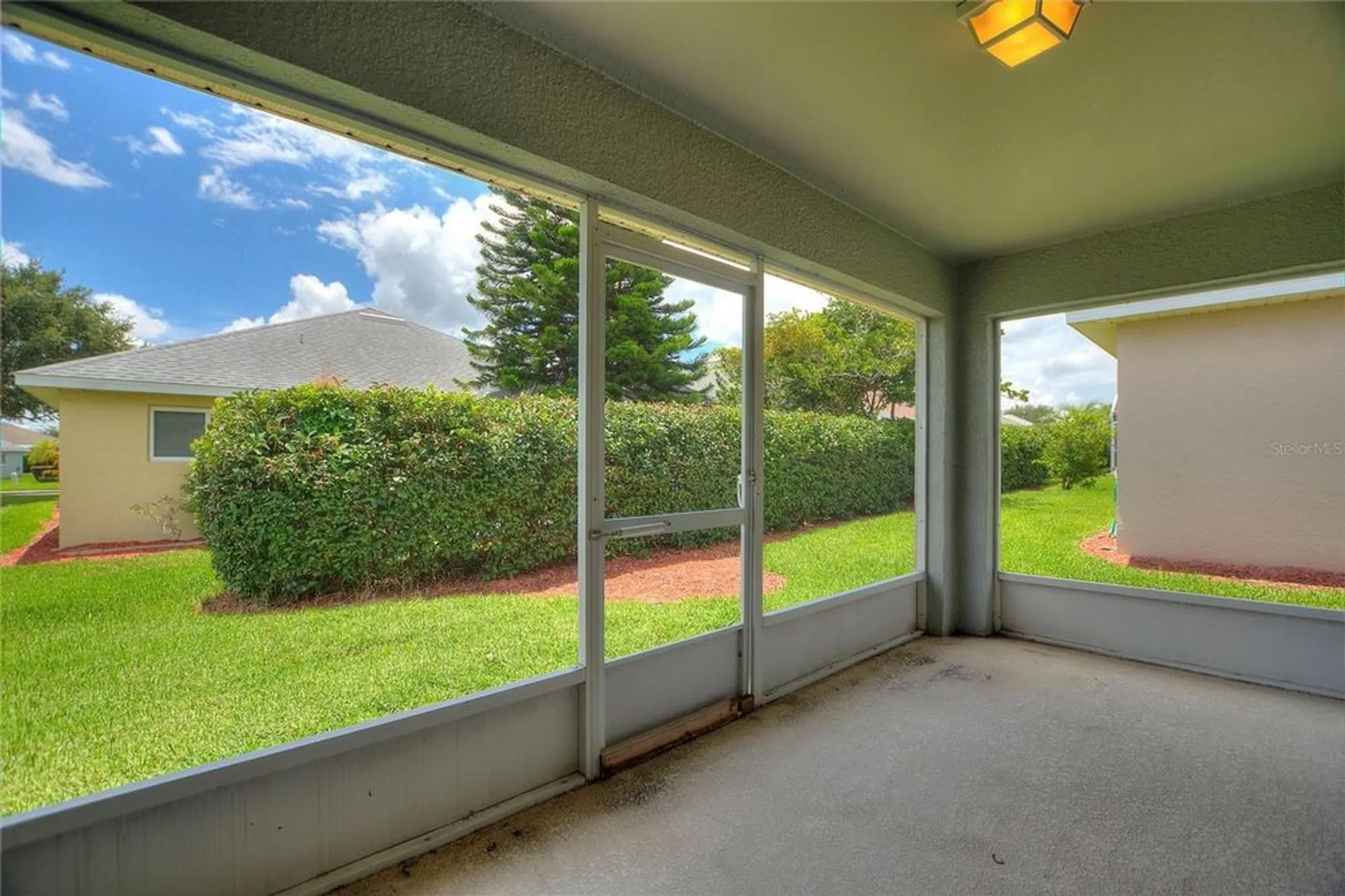 Property Slideshow image 16 of 35 | 3923 baldwin ln, Winter Haven, FL, 33884