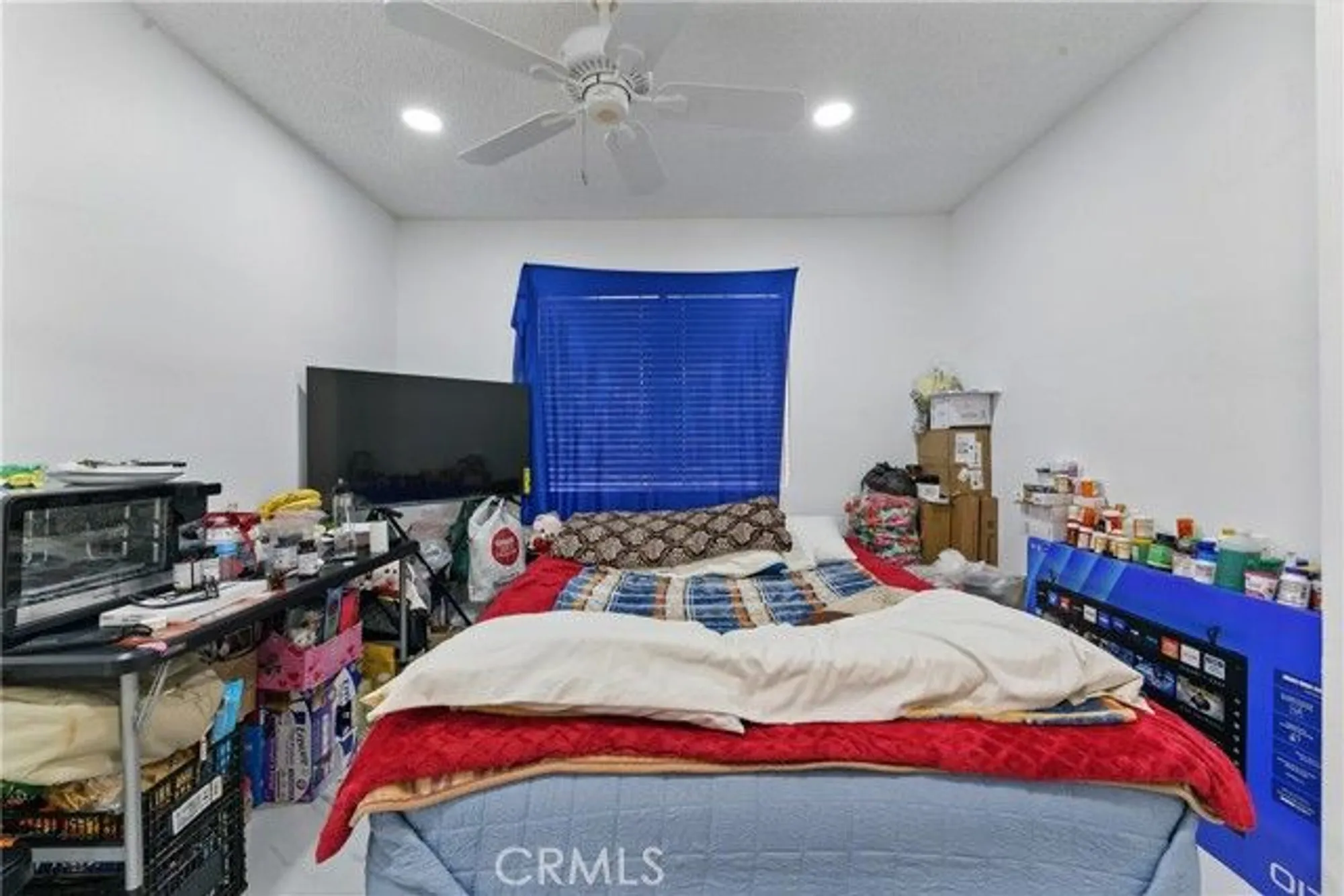 Property Slideshow image 30 of 36 | 2250 redwood dr, Hemet, CA, 92545