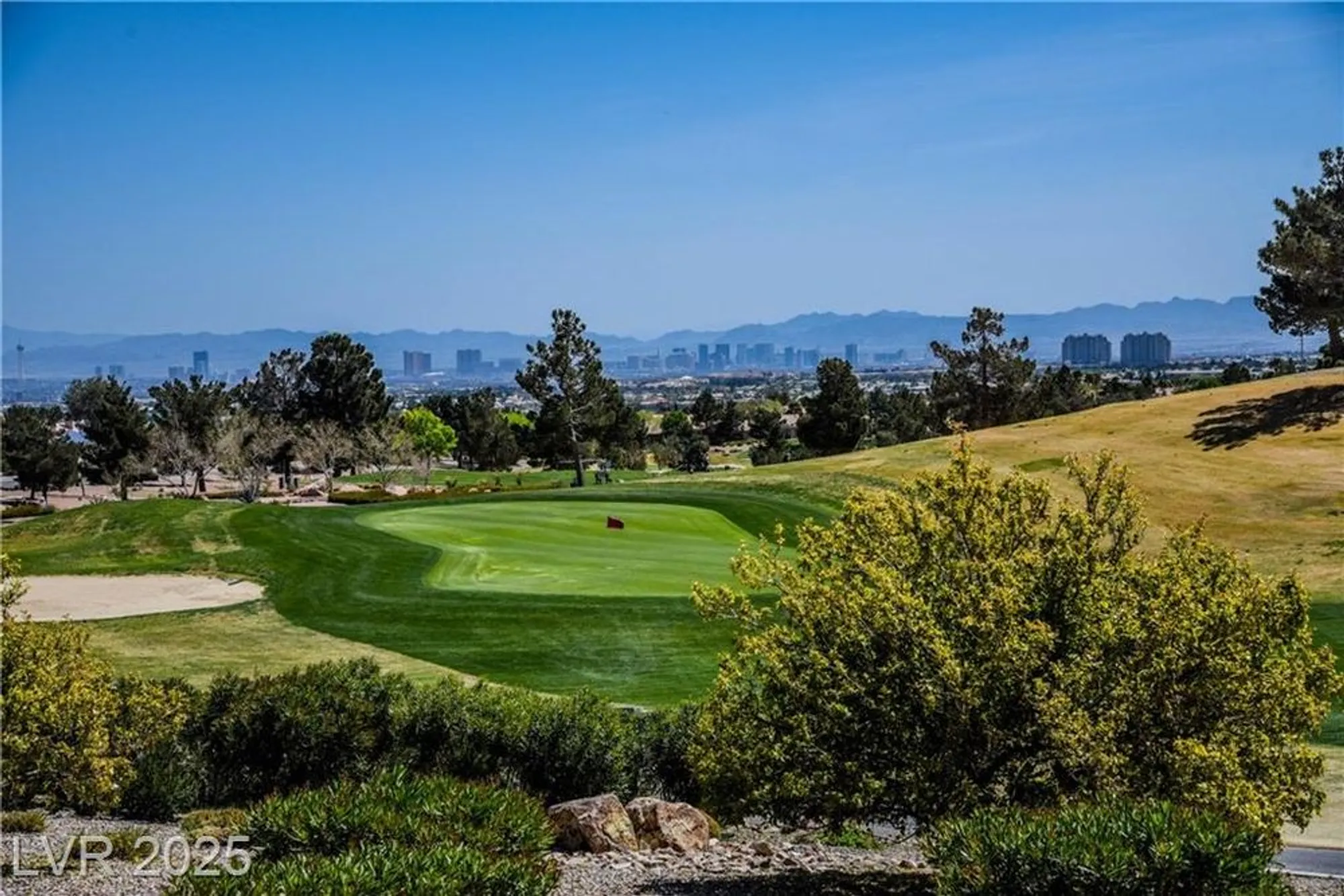 Property Slideshow image 50 of 72 | 2548 tumble brook dr, Las Vegas, NV, 89134