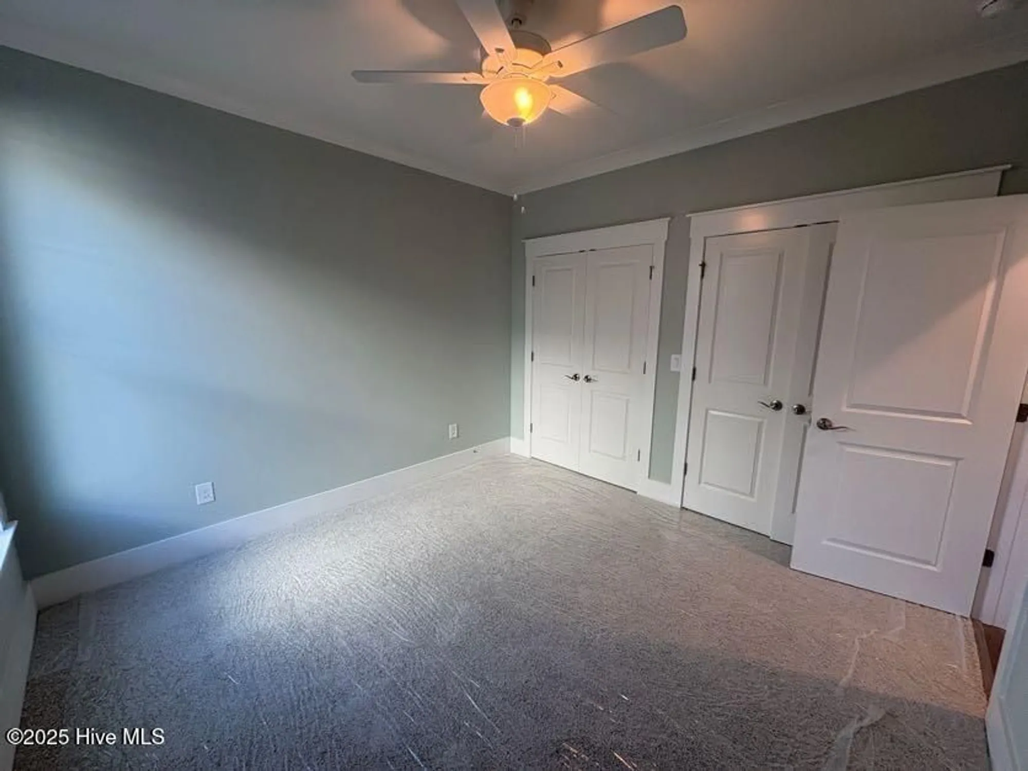 Property Slideshow image 28 of 34 | 335 longhill dr, Wilmington, NC, 28412