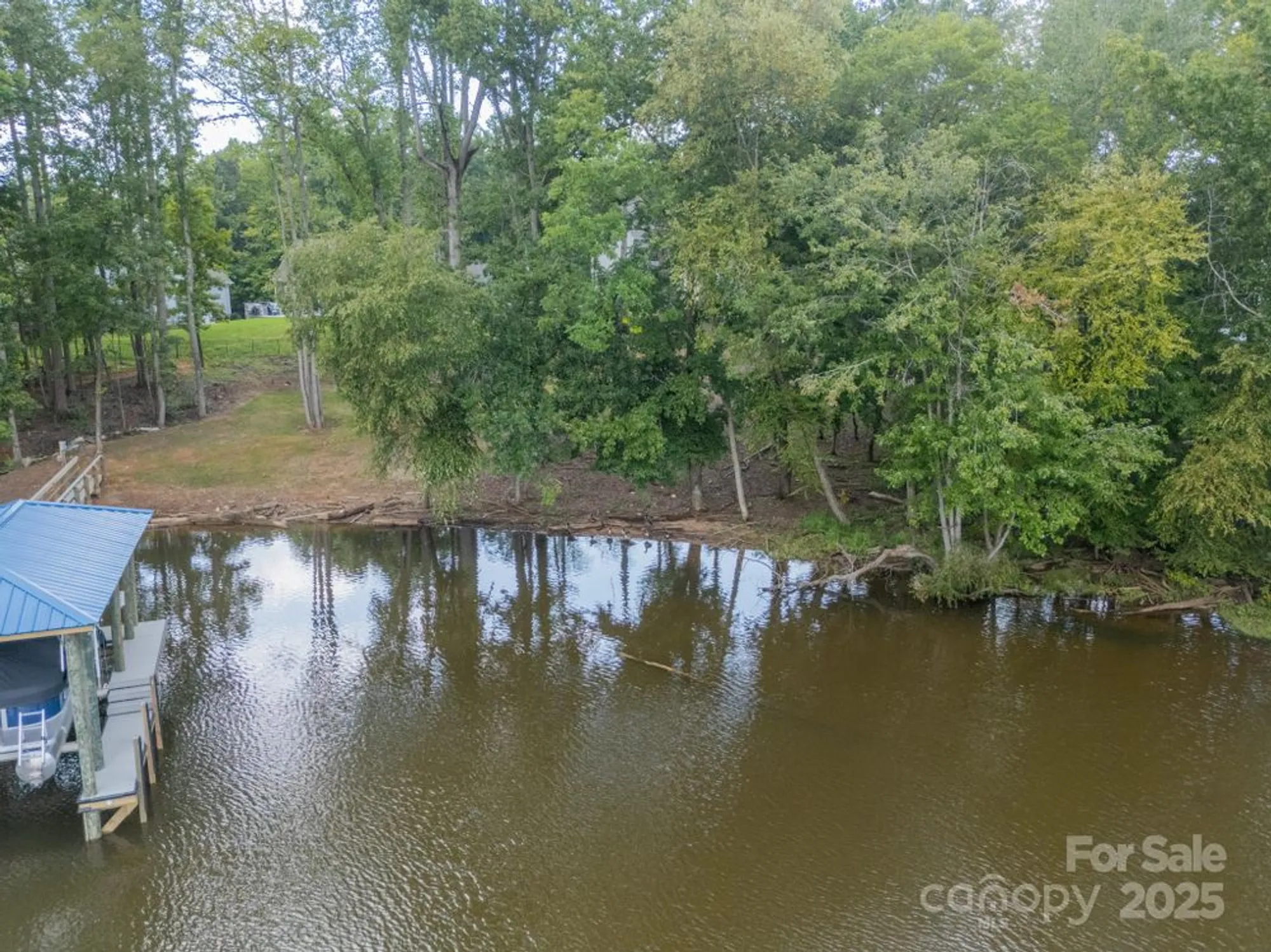 Property Slideshow image 16 of 48 | 6034 jepson ct, Charlotte, NC, 28214