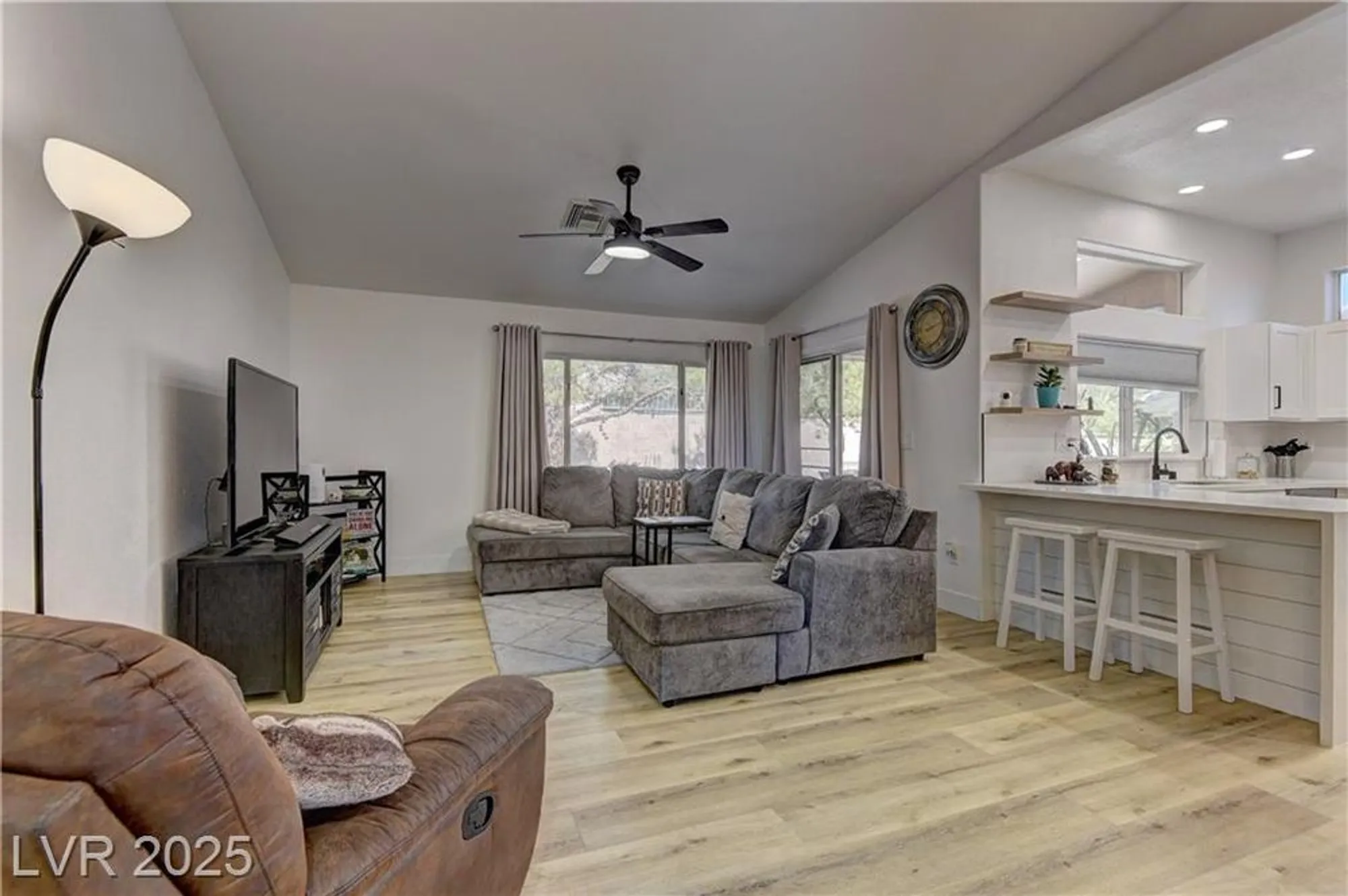 Property Slideshow image 9 of 26 | 2739 darby falls dr, Las Vegas, NV, 89134