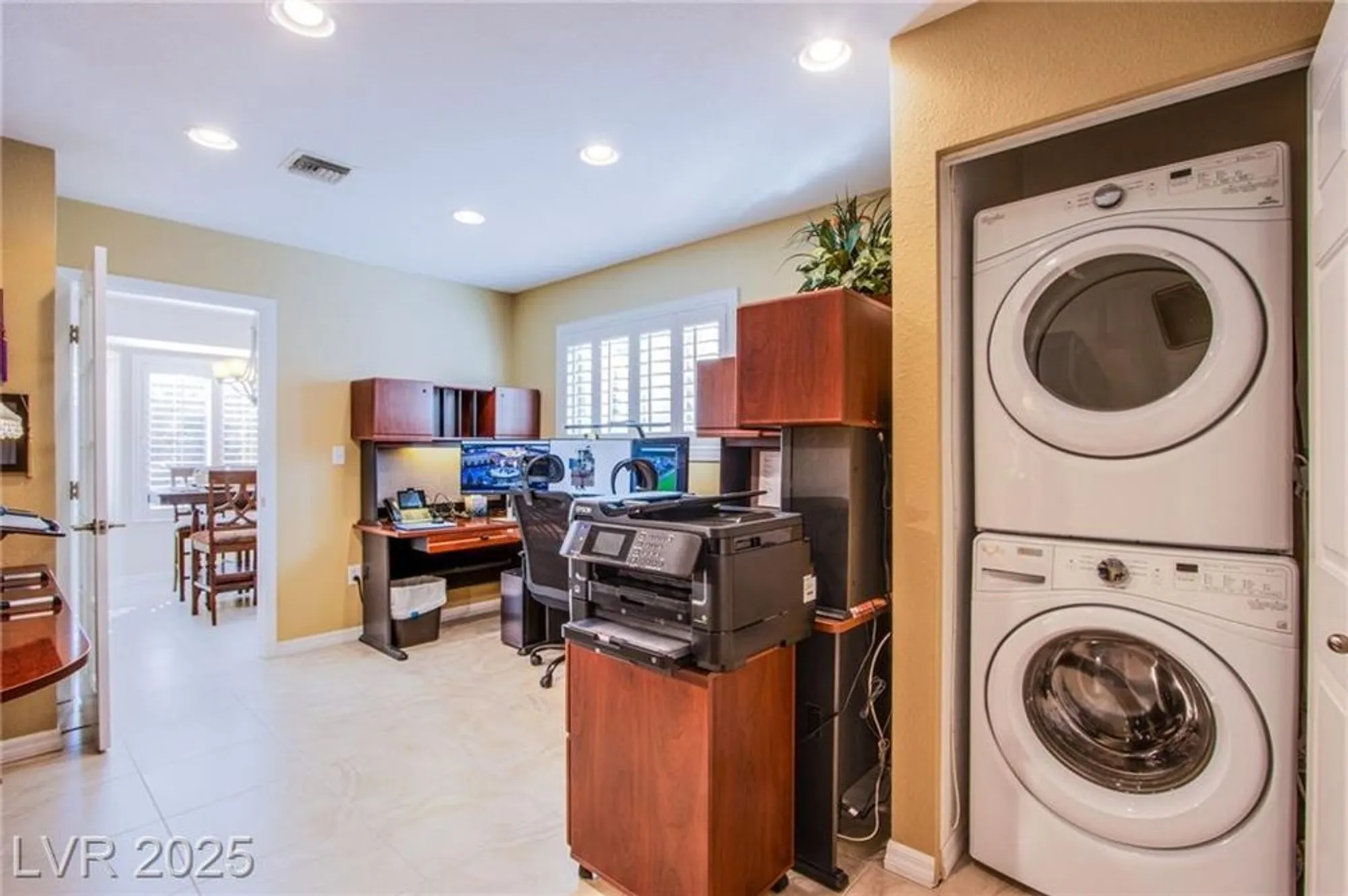 Property Slideshow image 20 of 56 | 9909 woodhouse dr, Las Vegas, NV, 89134