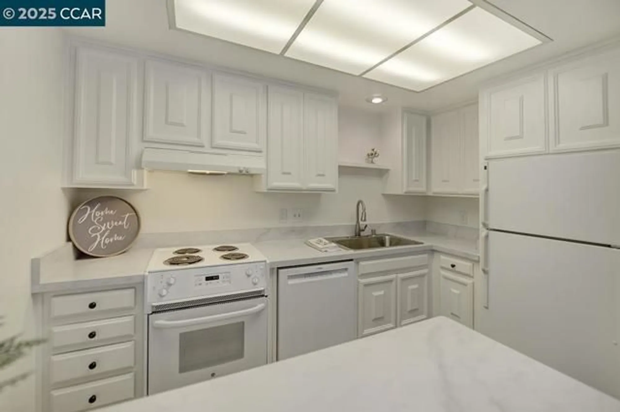 Property Slideshow image 8 of 34 | 1333 singingwood ct apt 1, Walnut Creek, CA, 94595