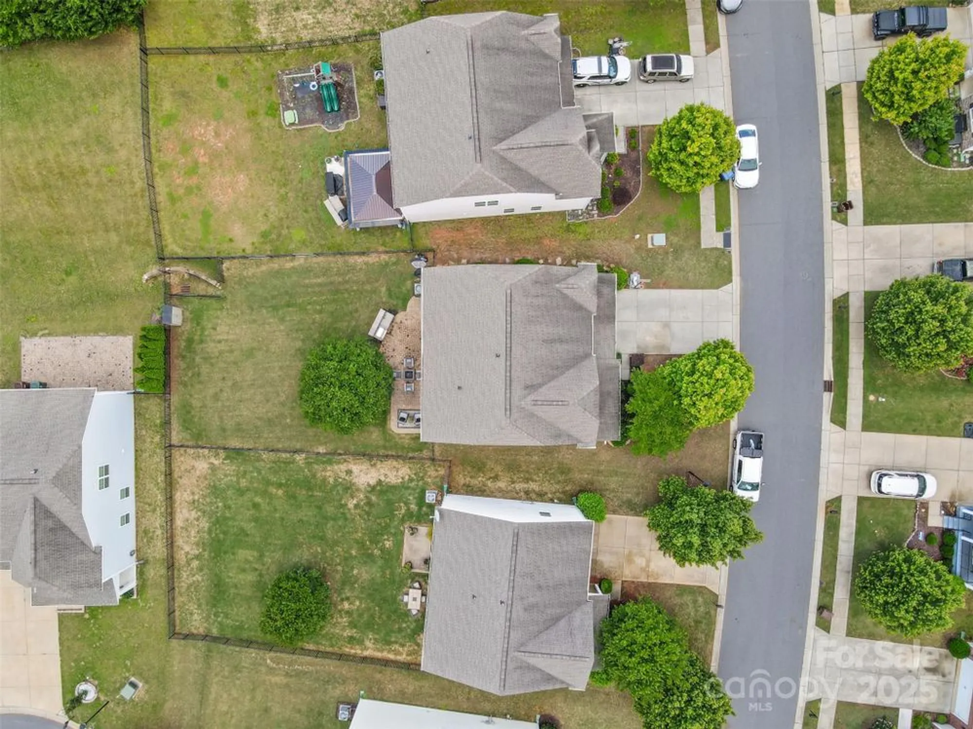 Property Slideshow image 38 of 39 | 2042 newport dr, Indian Land, SC, 29707
