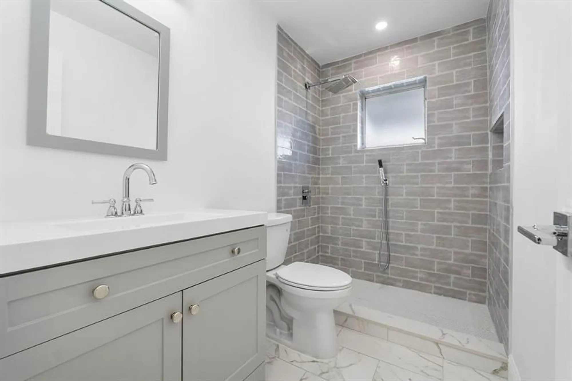 Property Slideshow image 6 of 9 | 370 s golf blvd, Pompano Beach, FL, 33064