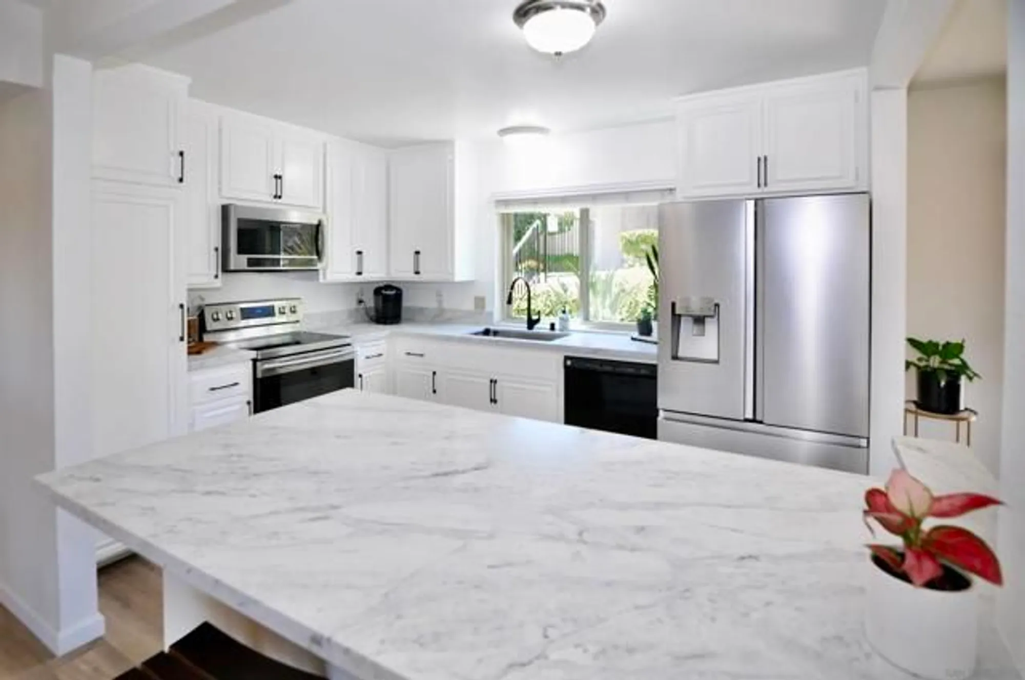 Property Slideshow image 5 of 24 | 17473 plaza abierto 30, San Diego, CA, 92128