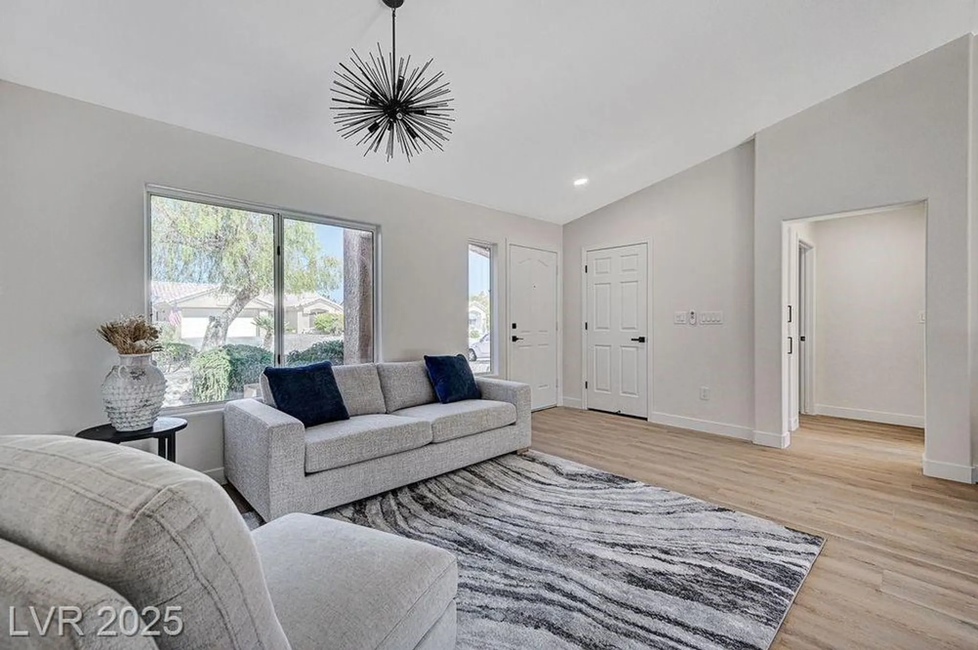 Property Slideshow image 7 of 40 | 10309 marymont pl, Las Vegas, NV, 89134