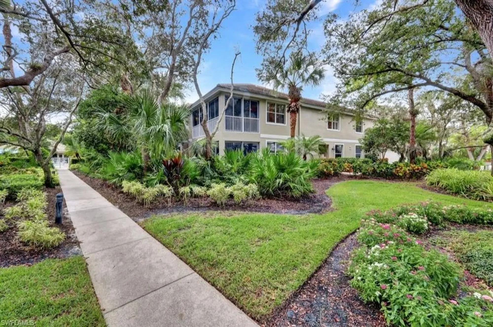 Property Slideshow image 31 of 36 | 3281 crossings ct 201, Bonita Springs, FL, 34134