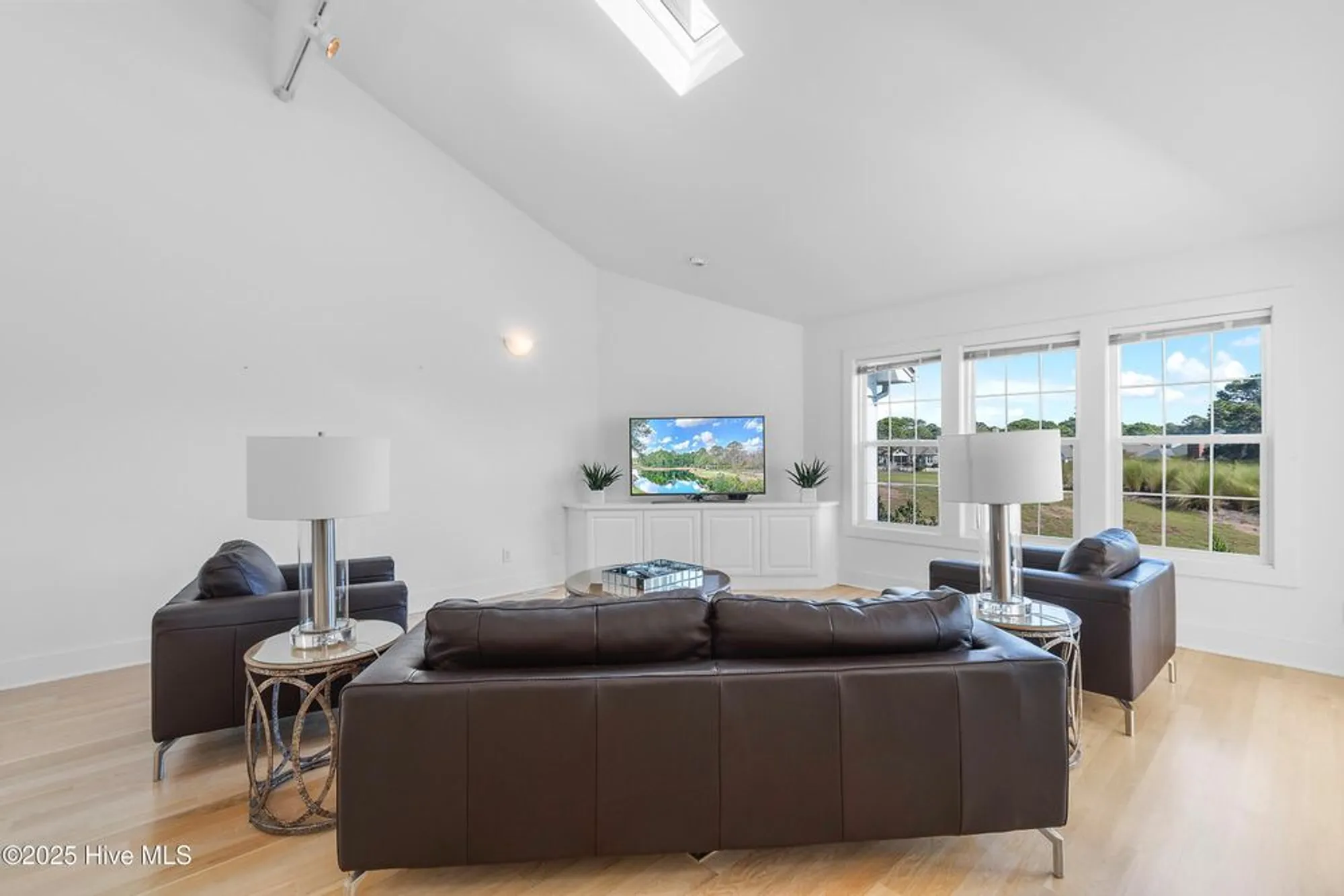 Property Slideshow image 4 of 61 | 3159 lakeside commons dr 1, Southport, NC, 28461