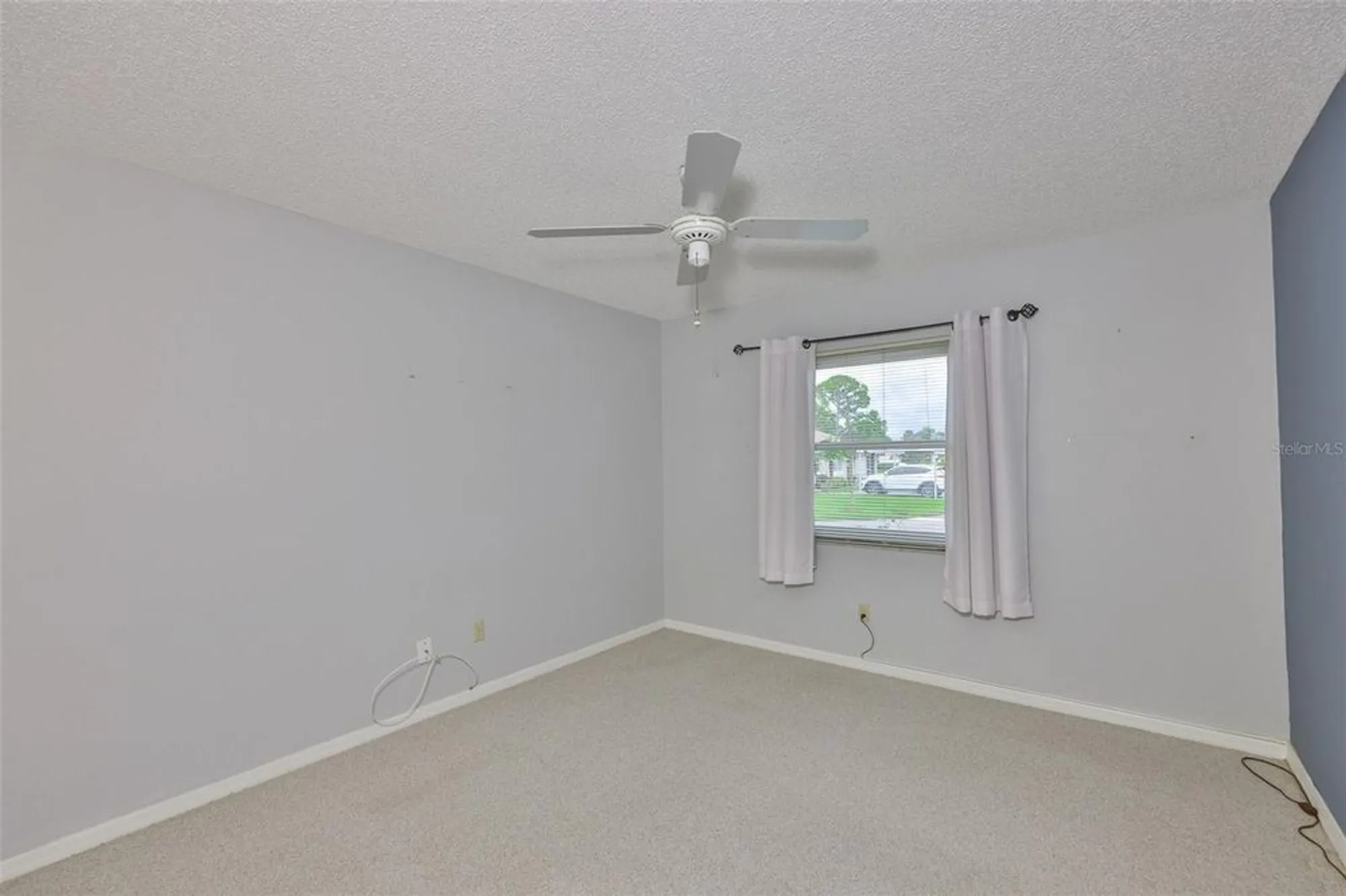 Property Slideshow image 17 of 36 | 2206 horsham pl, Sun City Center, FL, 33573
