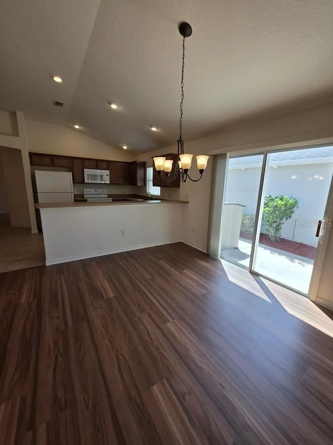 Property Slideshow image 4 of 24 | 2149 sandalwood pl, The Villages, FL, 32163