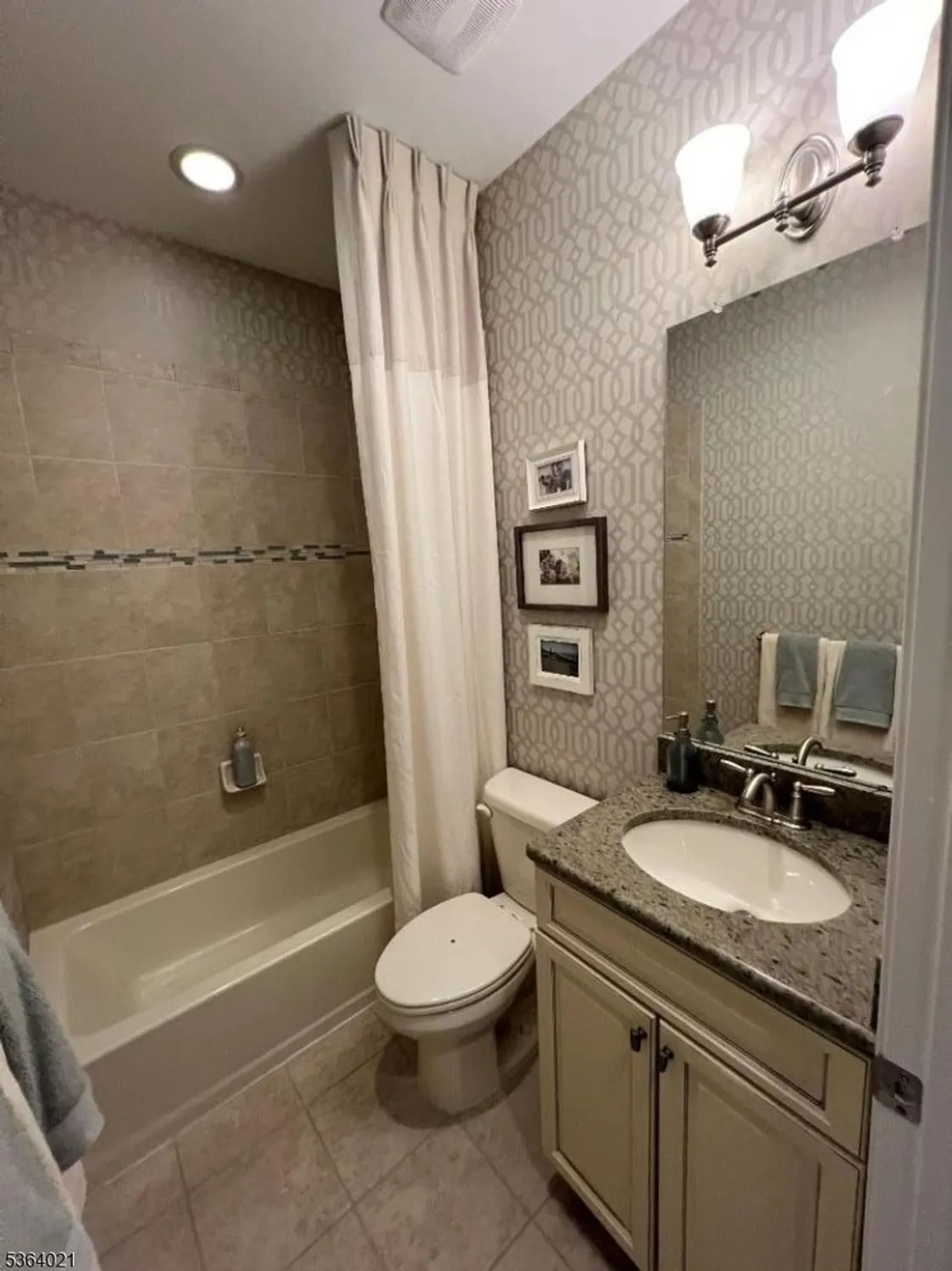 Property Slideshow image 17 of 24 | 6 leidl cir, Hillsborough, NJ, 08844