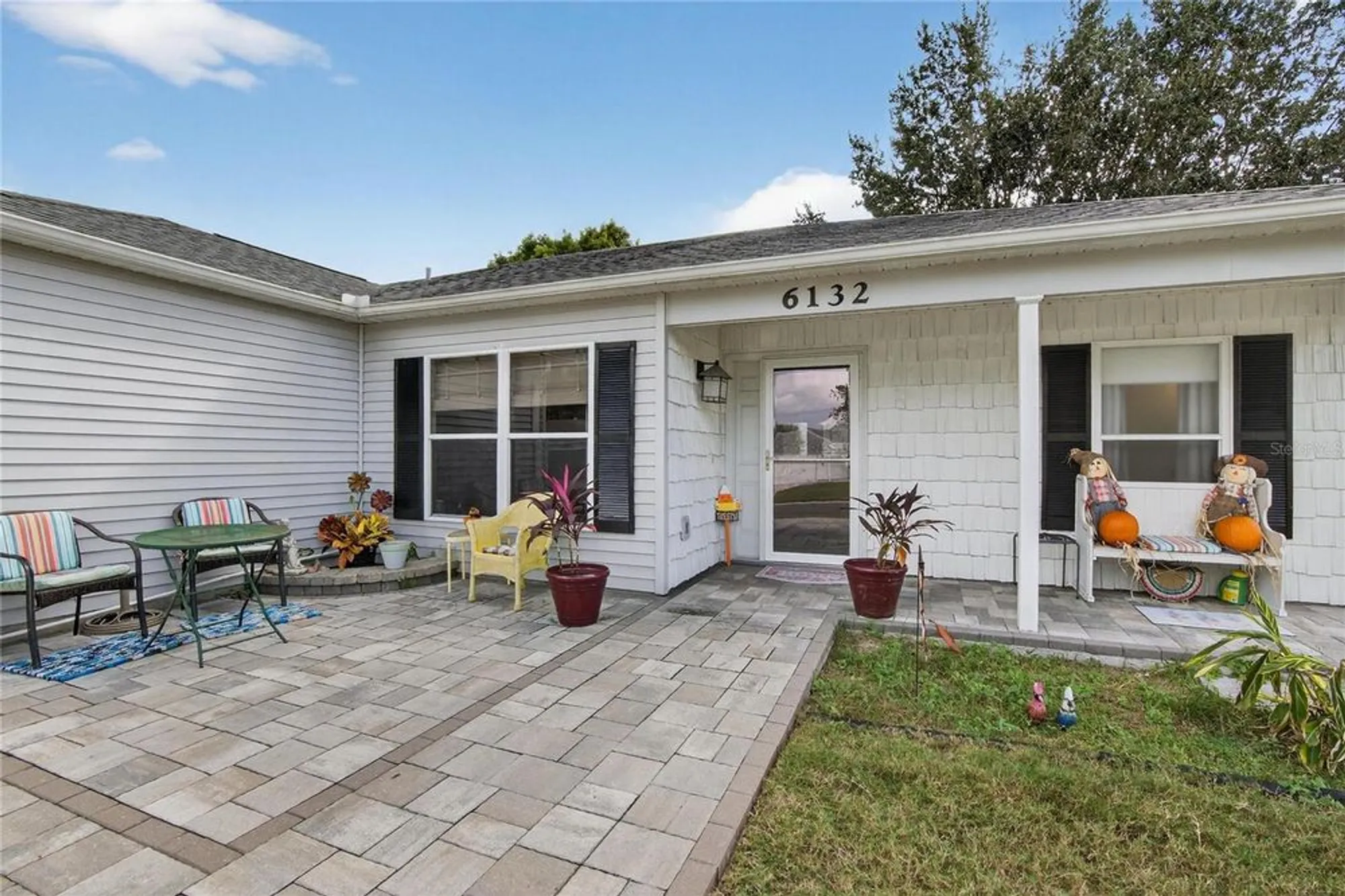 Property Slideshow image 4 of 71 | 6132 magpie dr, Lakeland, FL, 33809