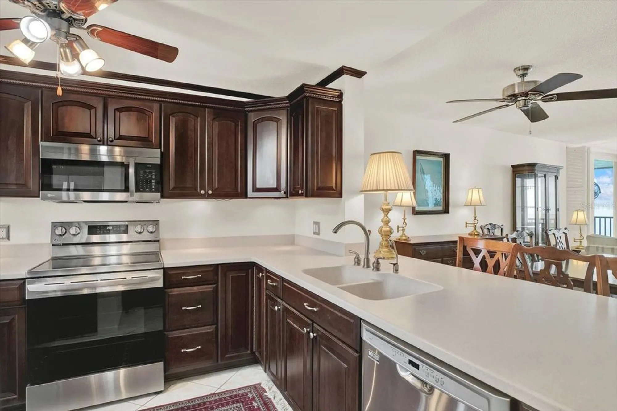 Property Slideshow image 11 of 40 | 18304 gulf blvd 219, Redington Shores, FL, 33708