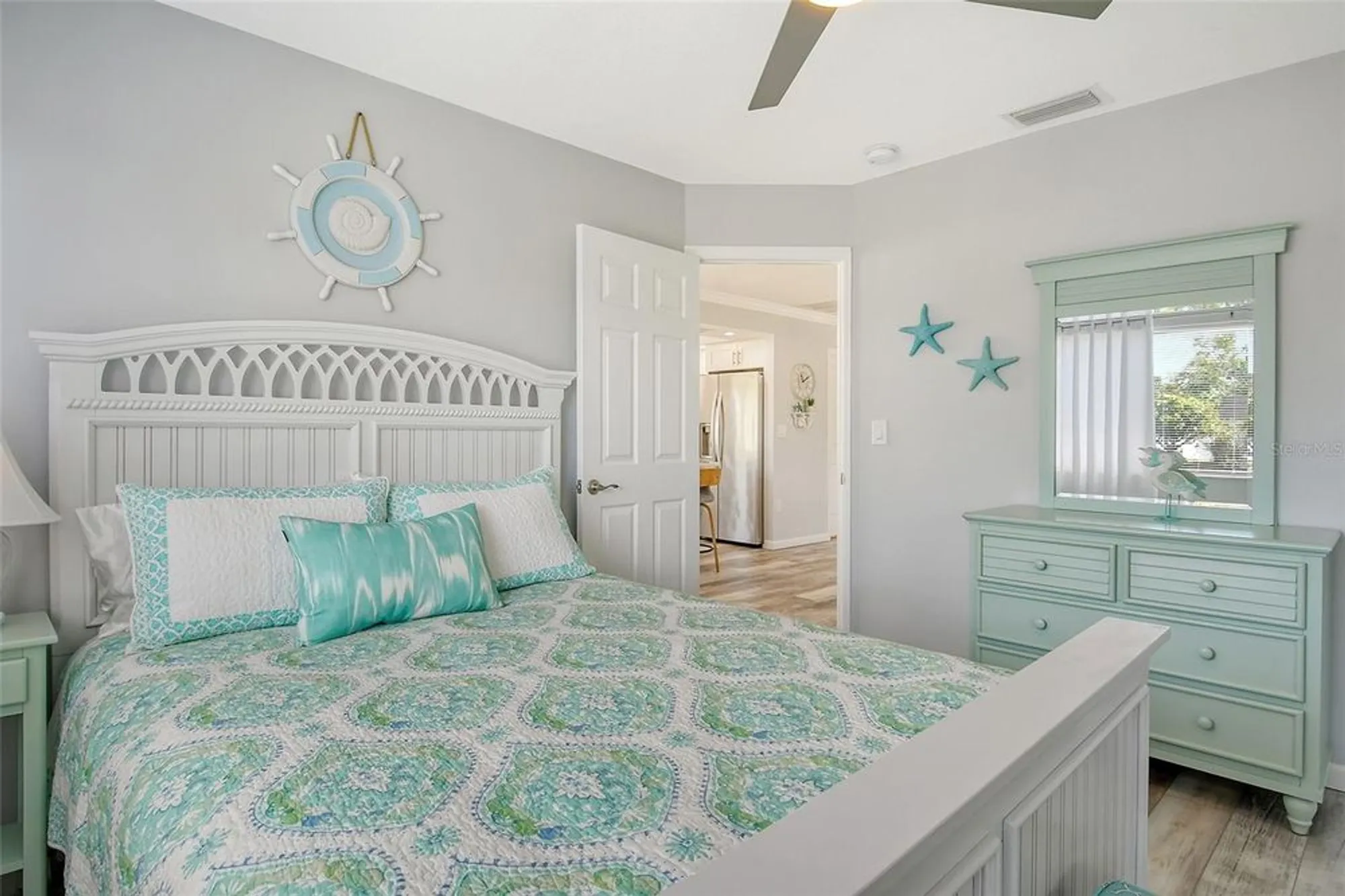 Property Slideshow image 26 of 47 | 2752 riverbluff pl # 66, Sarasota, FL, 34231