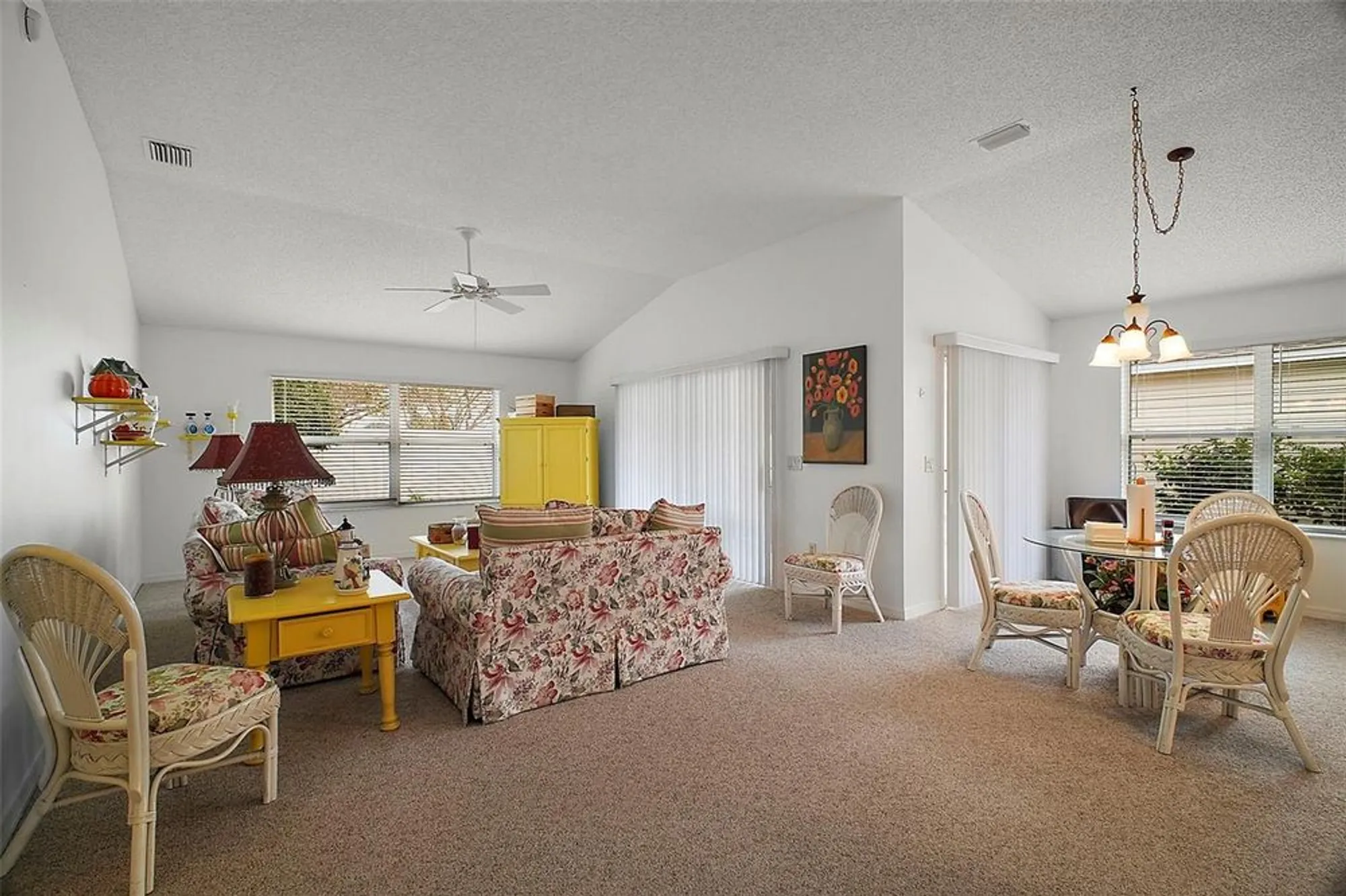 Property Slideshow image 13 of 30 | 2378 ridgeway ct, The Villages, FL, 32162