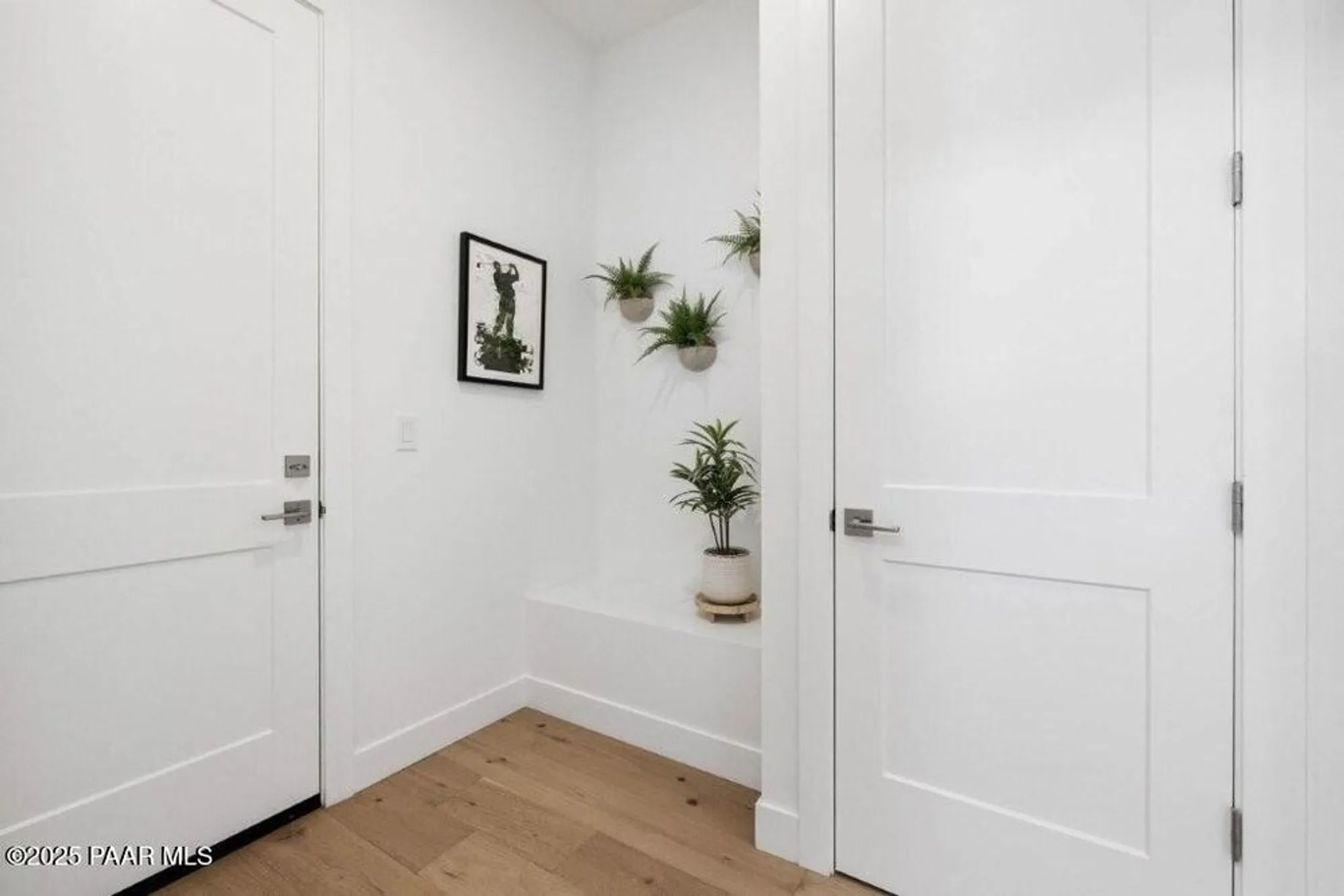 Property Slideshow image 20 of 49 | 1109 s lakeview dr, Prescott, AZ, 86301