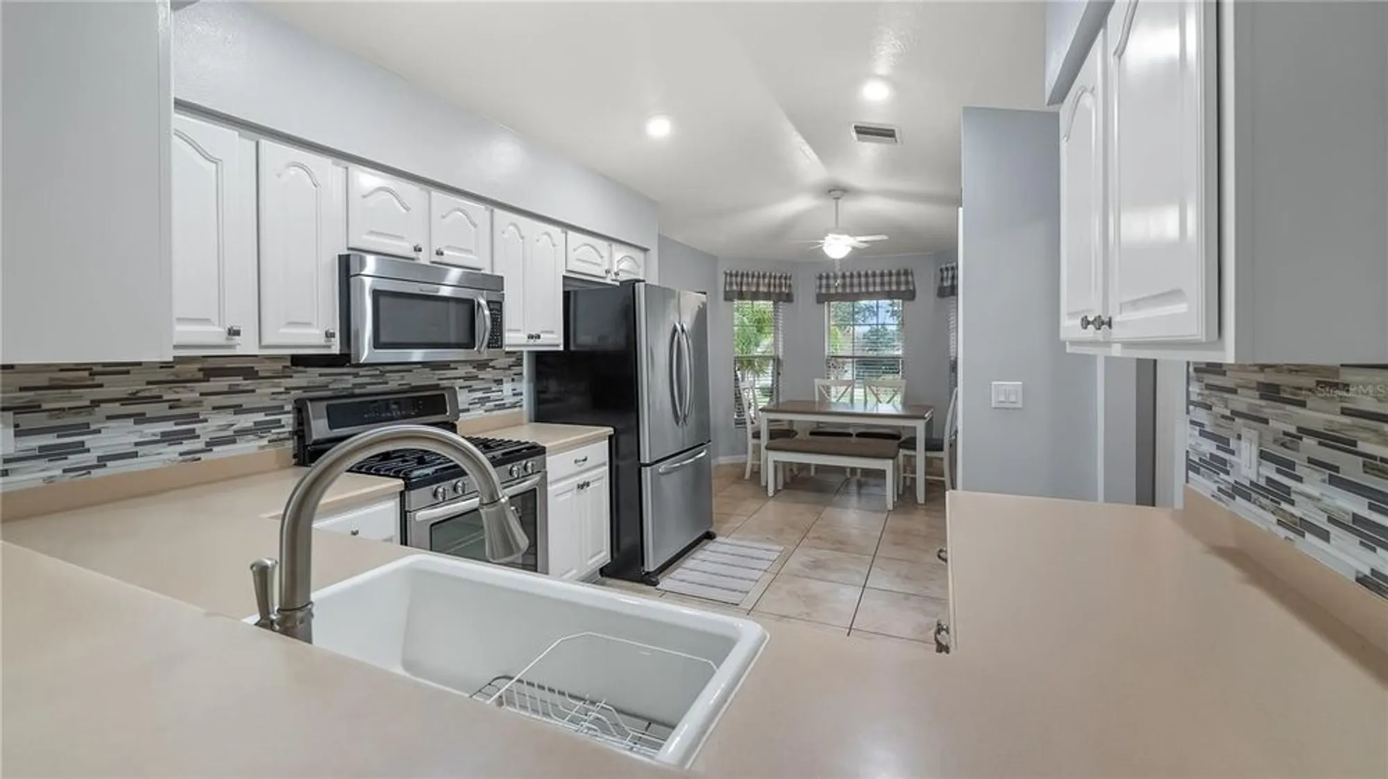 Property Slideshow image 11 of 30 | 21120 lady marion way, Leesburg, FL, 34748
