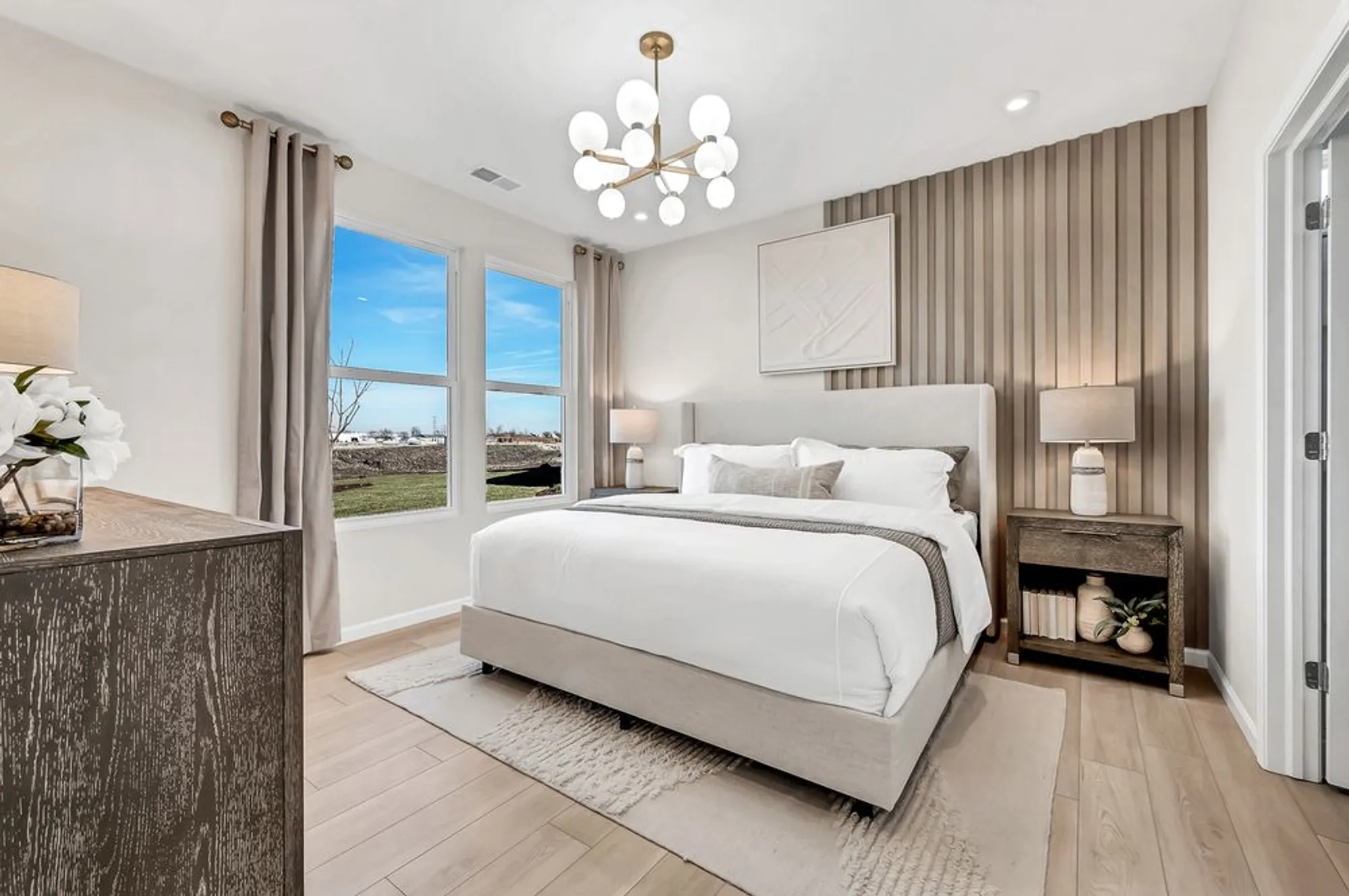 Property Slideshow image 12 of 25 | 3284 wildlight rd, Aurora, IL, 60503