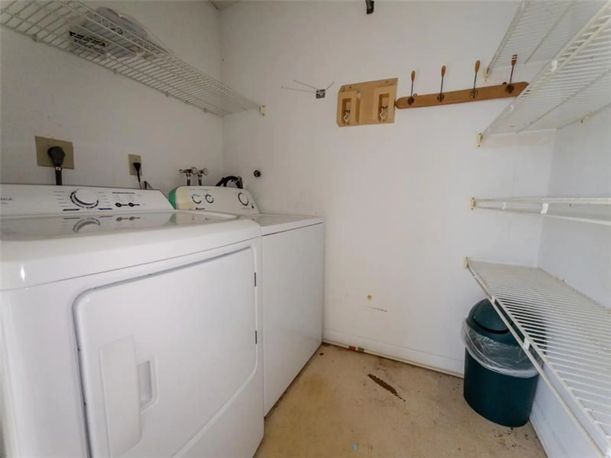 Property Slideshow image 27 of 41 | 7516 ashmont cir 104, Tamarac, FL, 33321