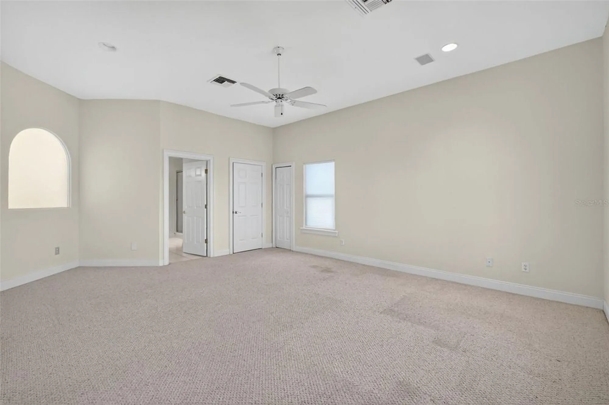 Property Slideshow image 31 of 80 | 1861 edgewater dr, Mount Dora, FL, 32757