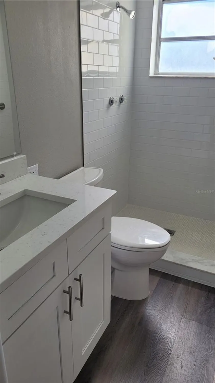 Property Slideshow image 13 of 32 | 4650 cove cir apt 111, St Petersburg, FL, 33708