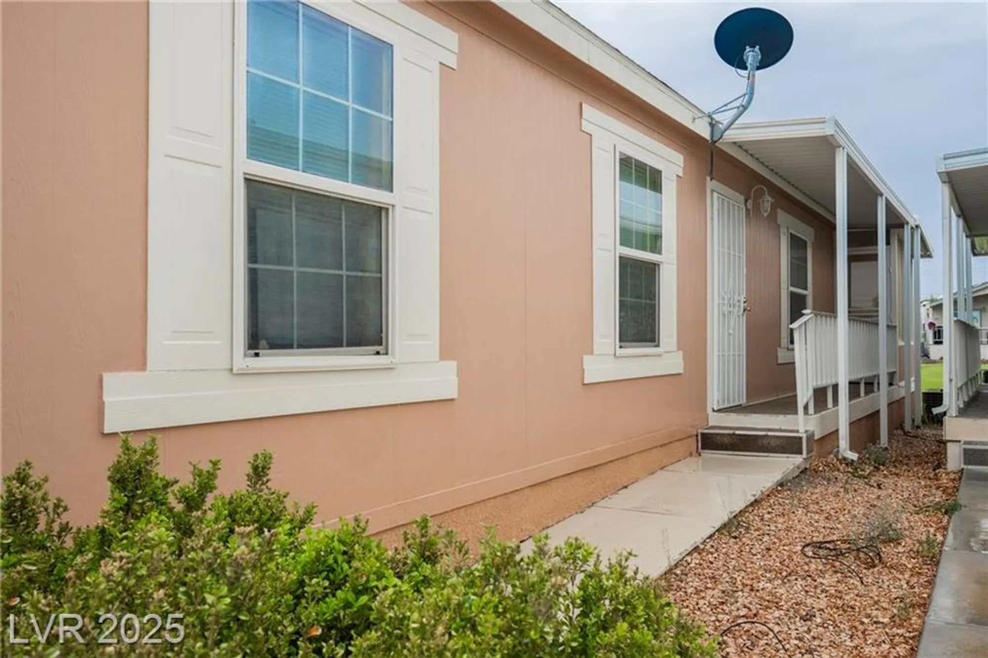 Property Slideshow image 3 of 43 | 311 inverness ave, Pahrump, NV, 89048