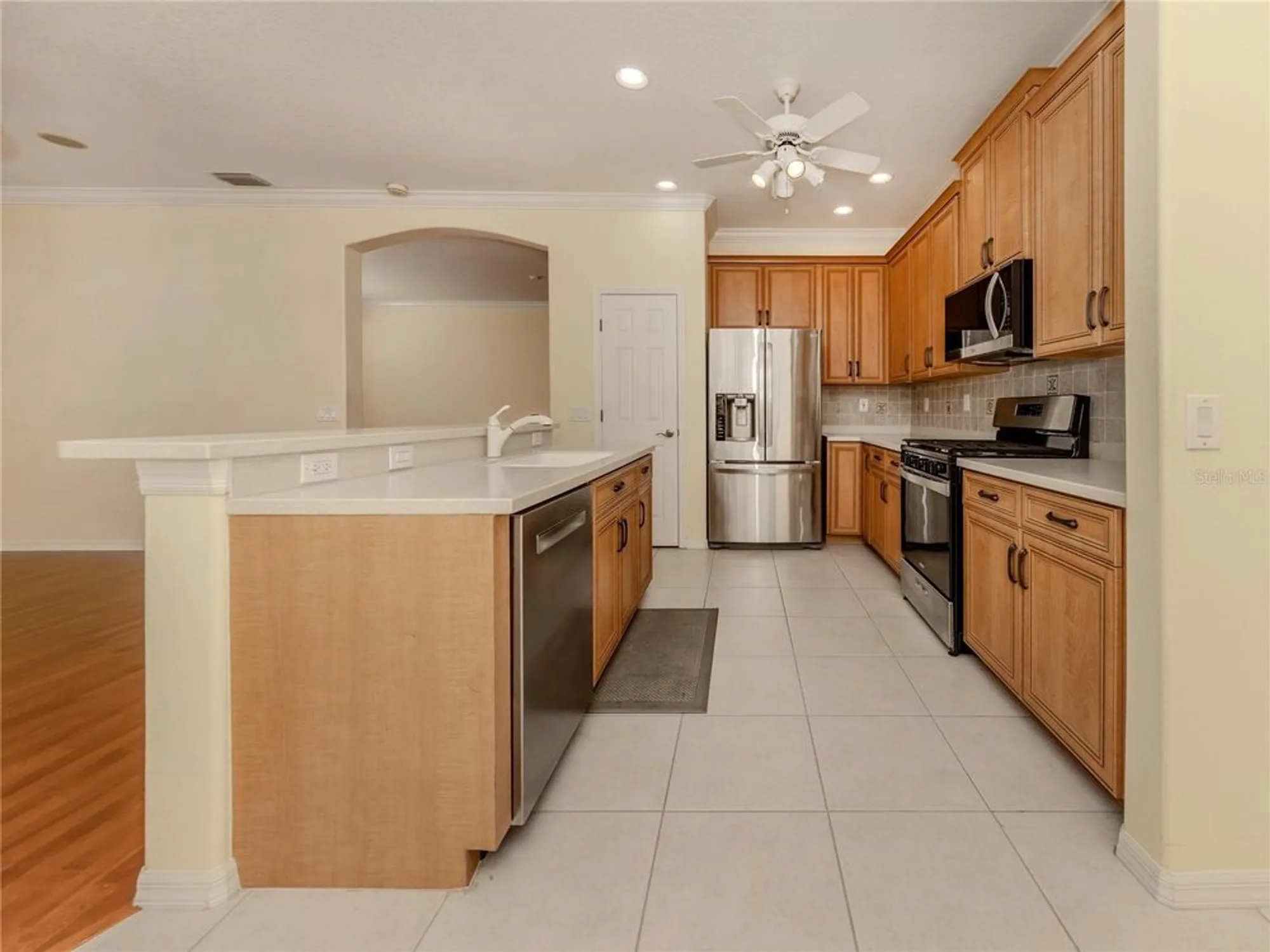 Property Slideshow image 5 of 55 | 4238 mackay falls ter, Sarasota, FL, 34243