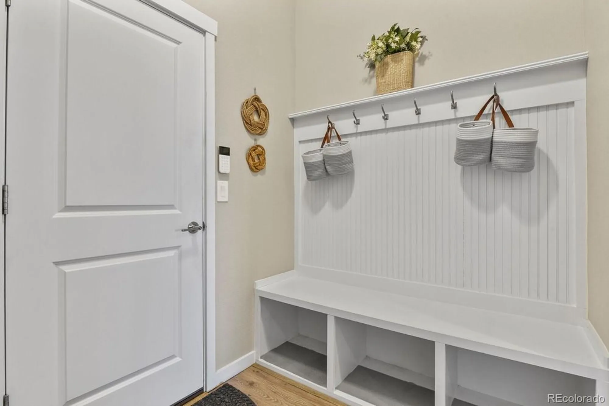 Property Slideshow image 31 of 50 | 6272 lochside vw, Colorado Springs, CO, 80927