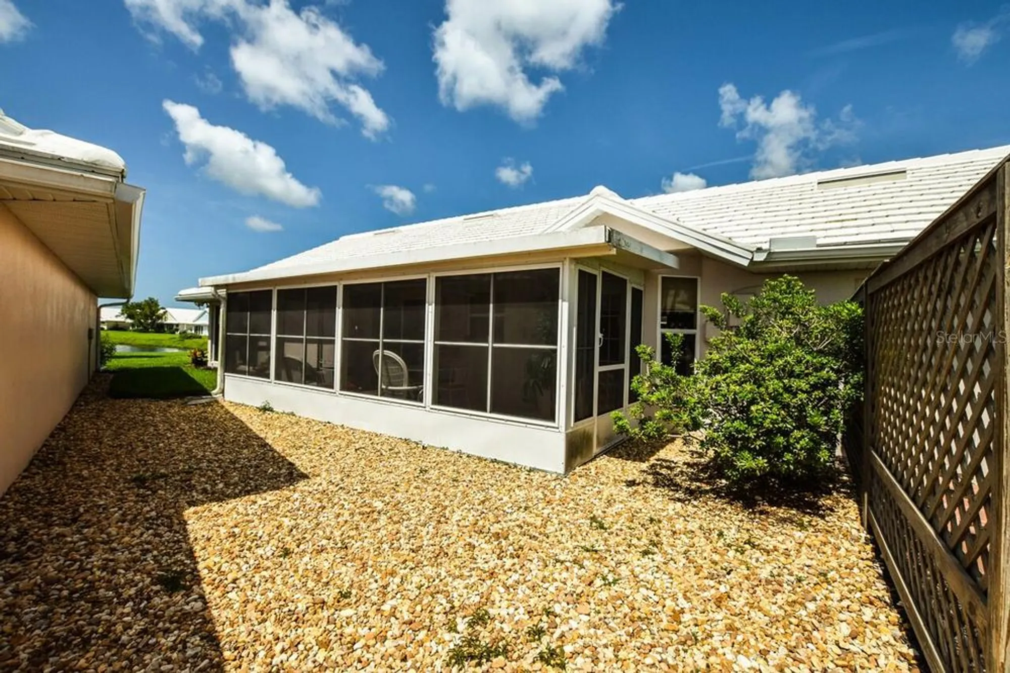 Property Slideshow image 36 of 57 | 745 harrington lake dr 30, Venice, FL, 34293