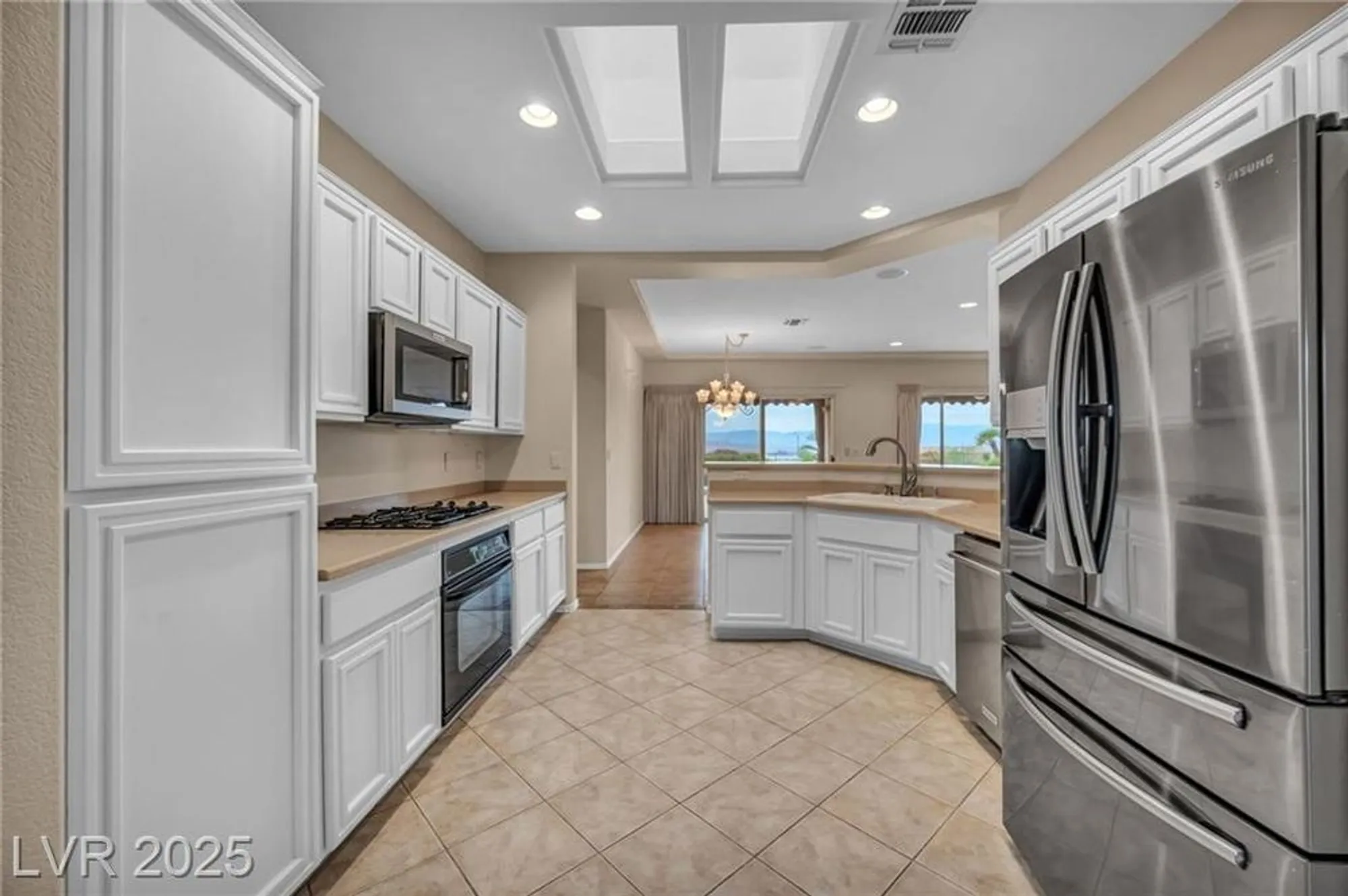 Property Slideshow image 19 of 41 | 2189 magnolia pond ct, Henderson, NV, 89052