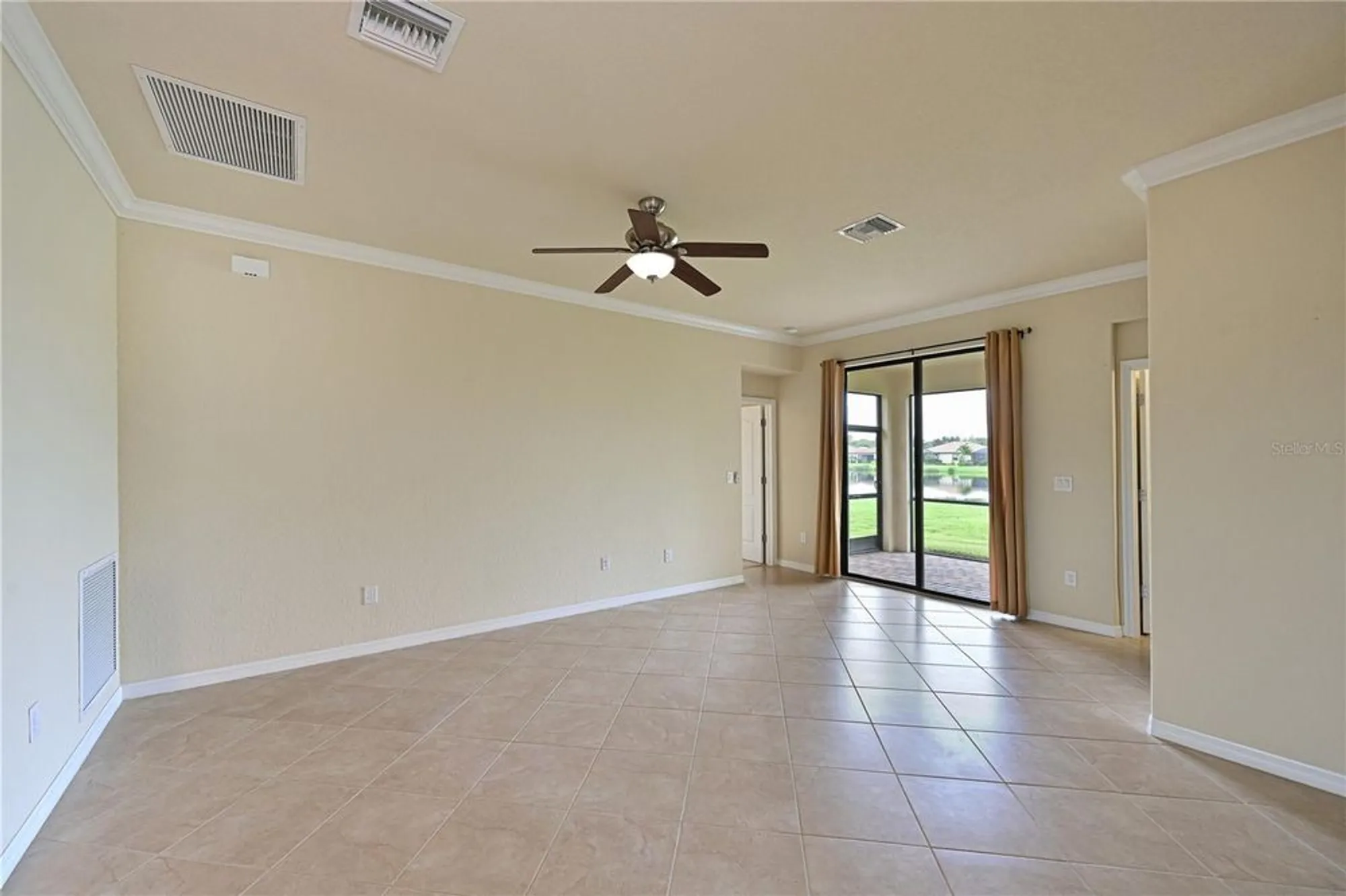 Property Slideshow image 6 of 53 | 7114 quiet creek dr, Bradenton, FL, 34212