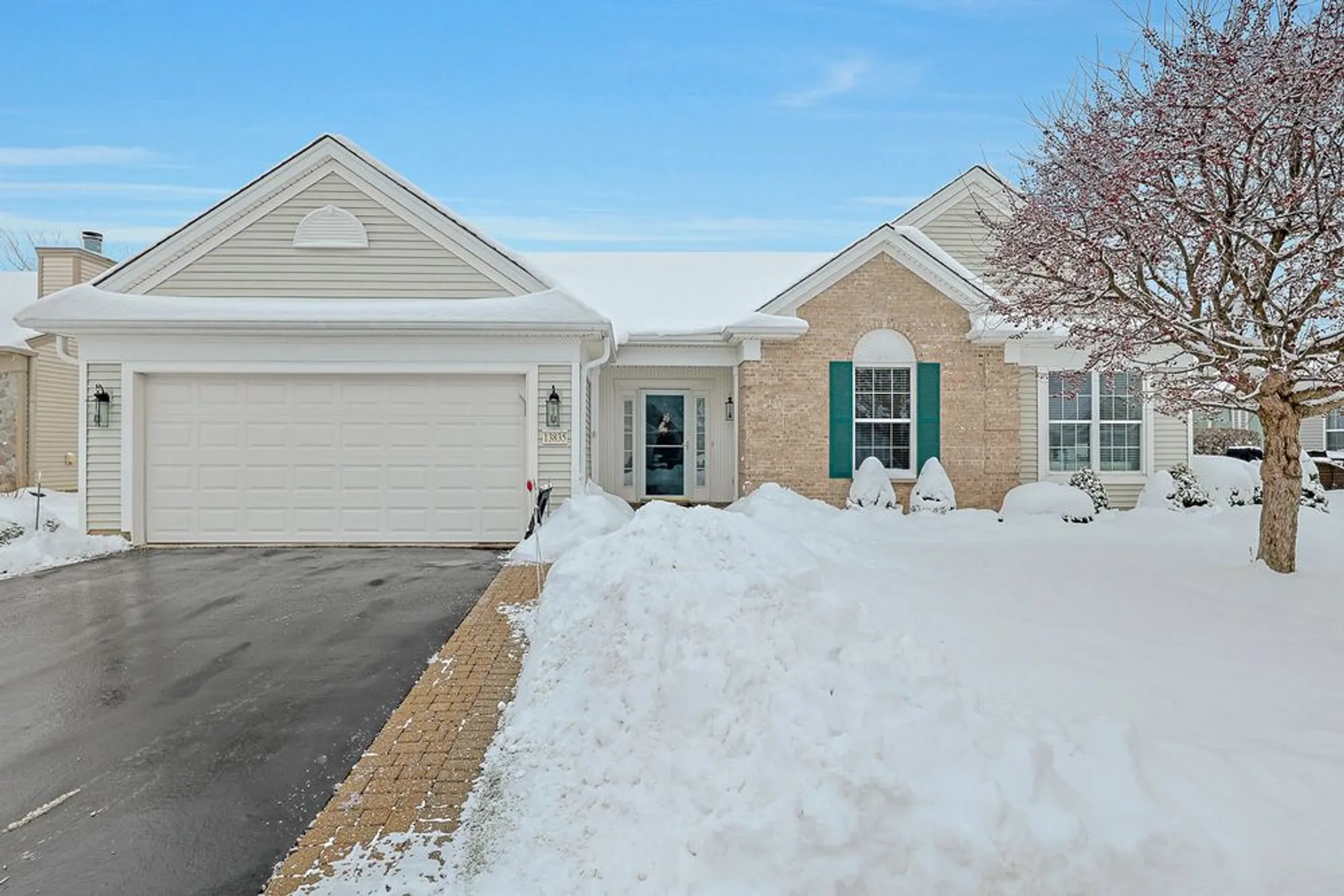 Property Slideshow image 1 of 1 | 13835 gardner dr, Huntley, IL, 60142