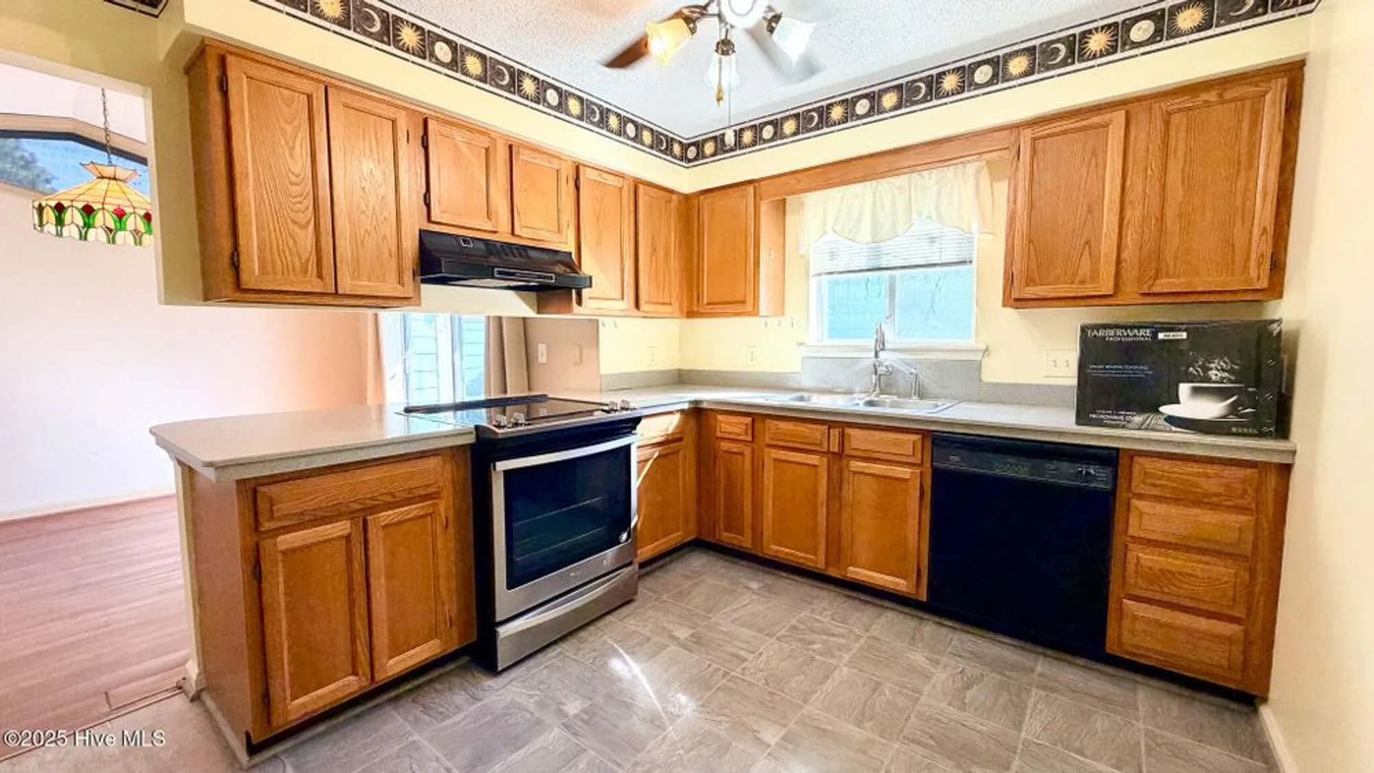 Property Slideshow image 8 of 34 | 502 gleneagles dr, Myrtle Beach, SC, 29588