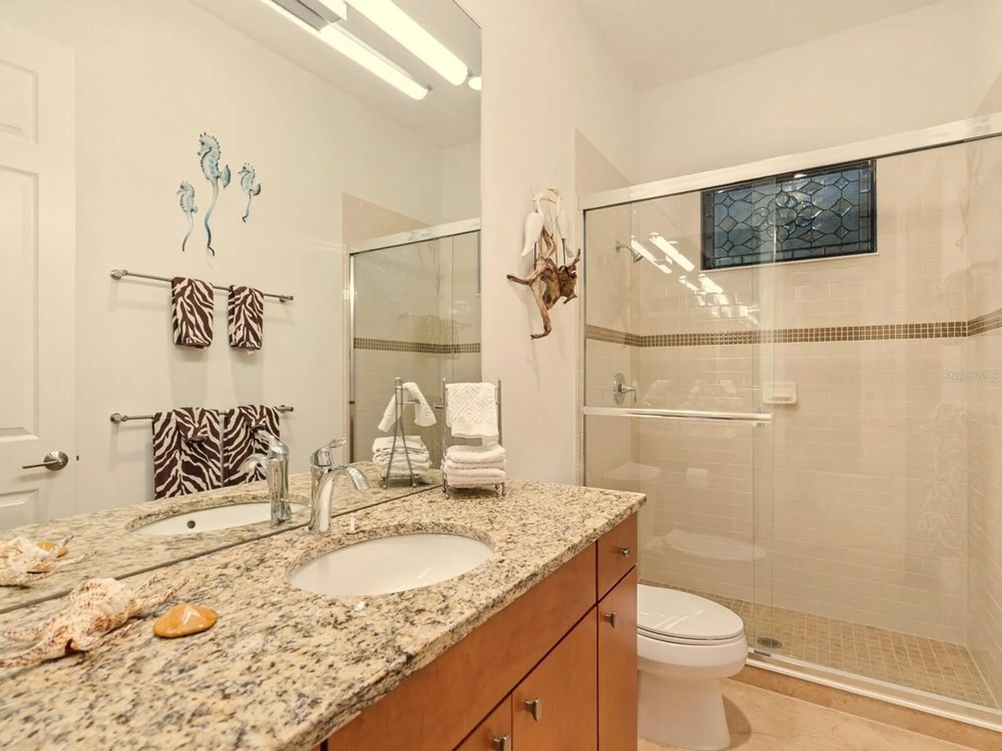 Property Slideshow image 33 of 78 | 10990 pentas royale ct, Englewood, FL, 34223