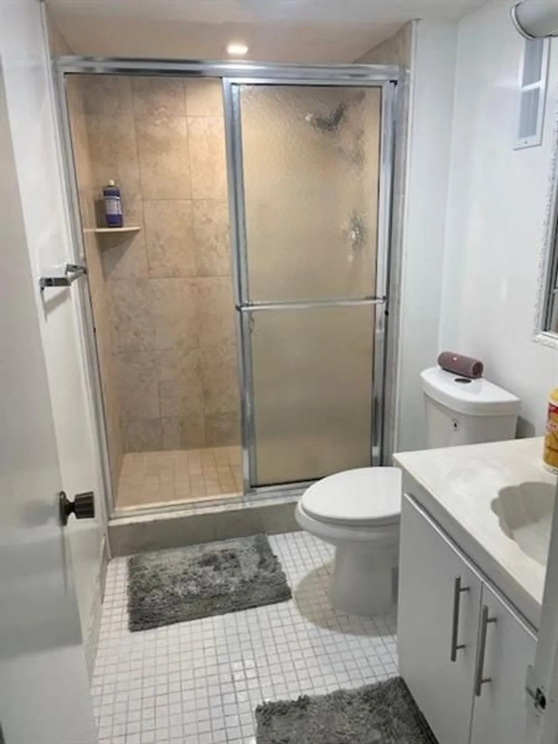 Property Slideshow image 12 of 14 | 1300 saint charles pl 522, Pembroke Pines, FL, 33026