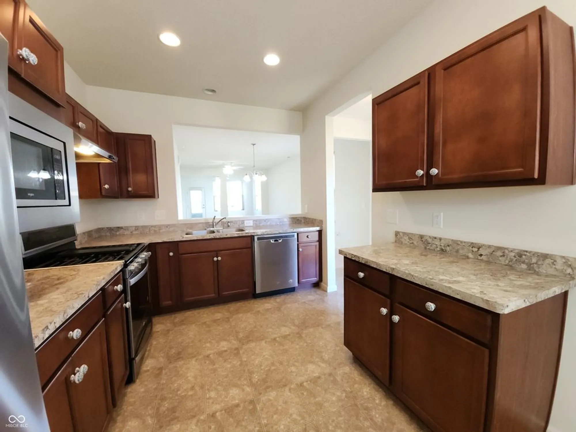 Property Slideshow image 9 of 56 | 4889 lilium dr, Plainfield, IN, 46168